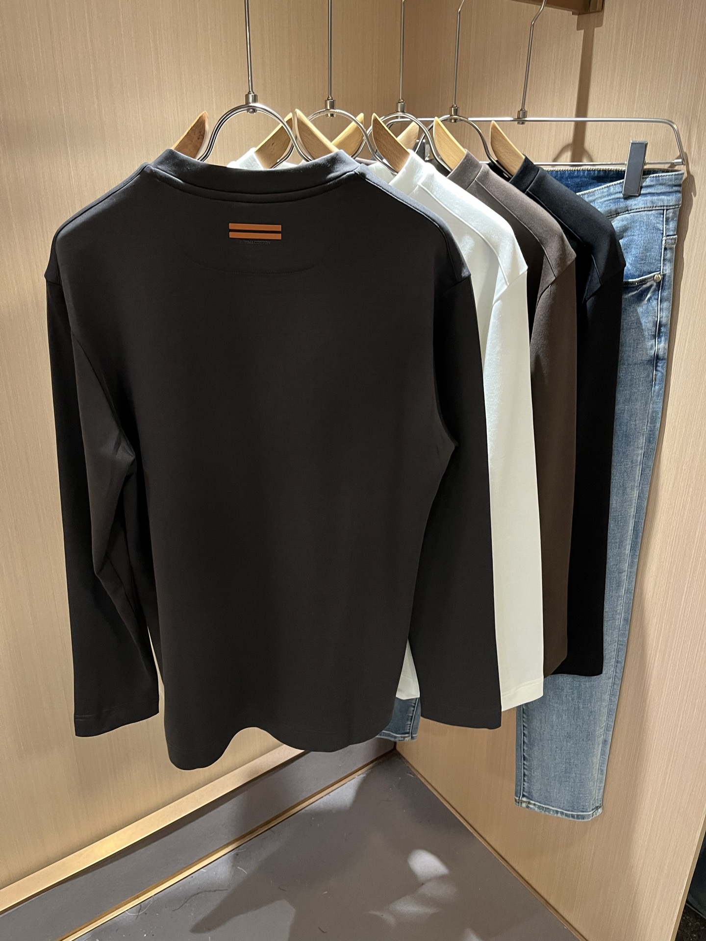  Ermenegildo Zeg*a杰*亚 2025秋冬新品男士长袖休闲打底衫，外贸公司订单！是杰尼亚经