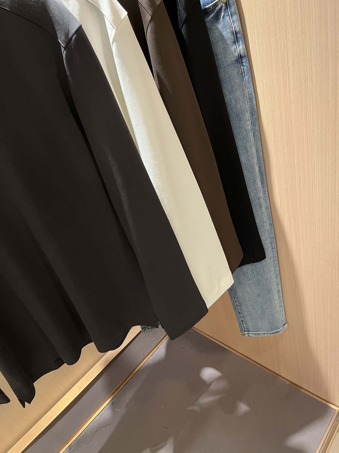  Ermenegildo Zeg*a杰*亚 2025秋冬新品男士长袖休闲打底衫，外贸公司订单！是杰尼亚经