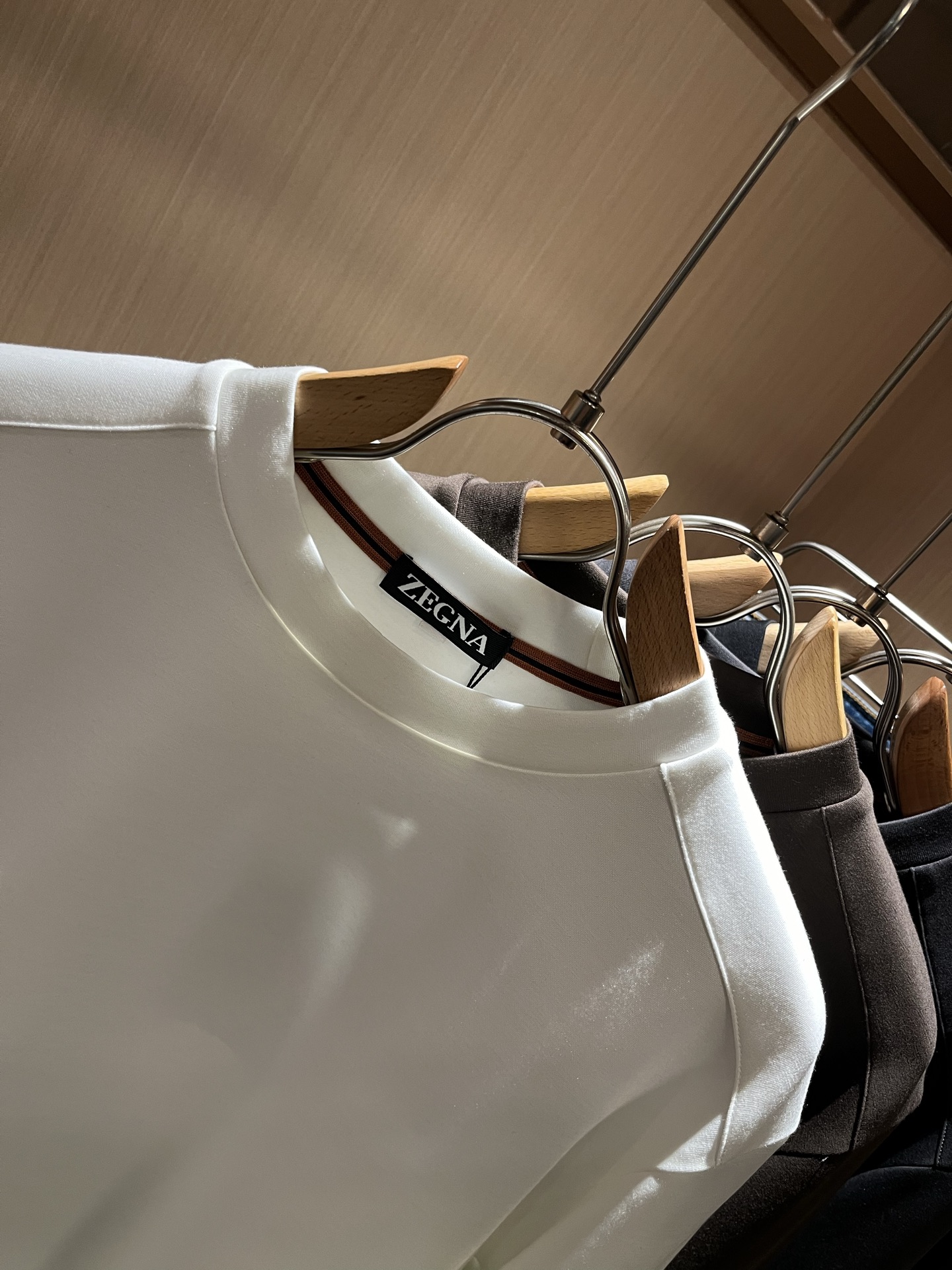  Ermenegildo Zeg*a杰*亚 2025秋冬新品男士长袖休闲打底衫，外贸公司订单！是杰尼亚经