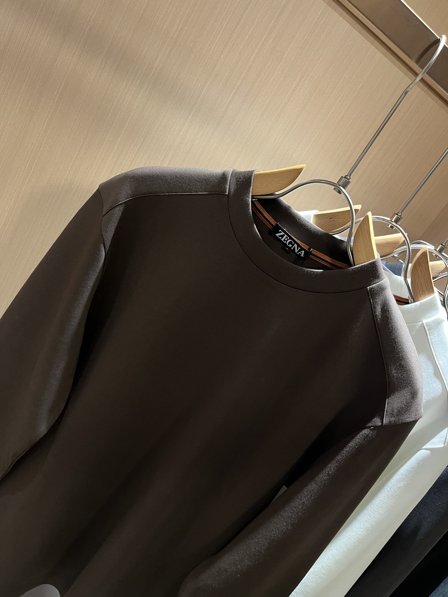  Ermenegildo Zeg*a杰*亚 2025秋冬新品男士长袖休闲打底衫，外贸公司订单！是杰尼亚经