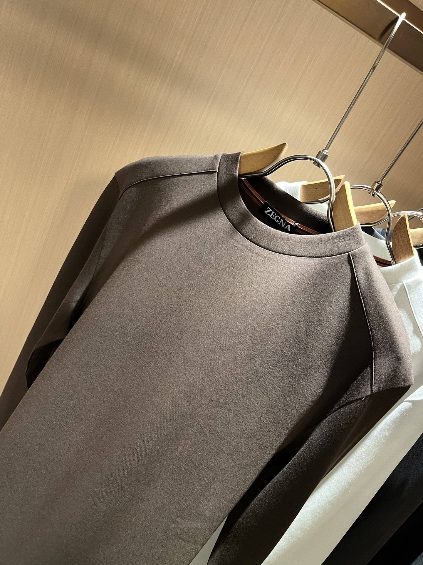  Ermenegildo Zeg*a杰*亚 2025秋冬新品男士长袖休闲打底衫，外贸公司订单！是杰尼亚经