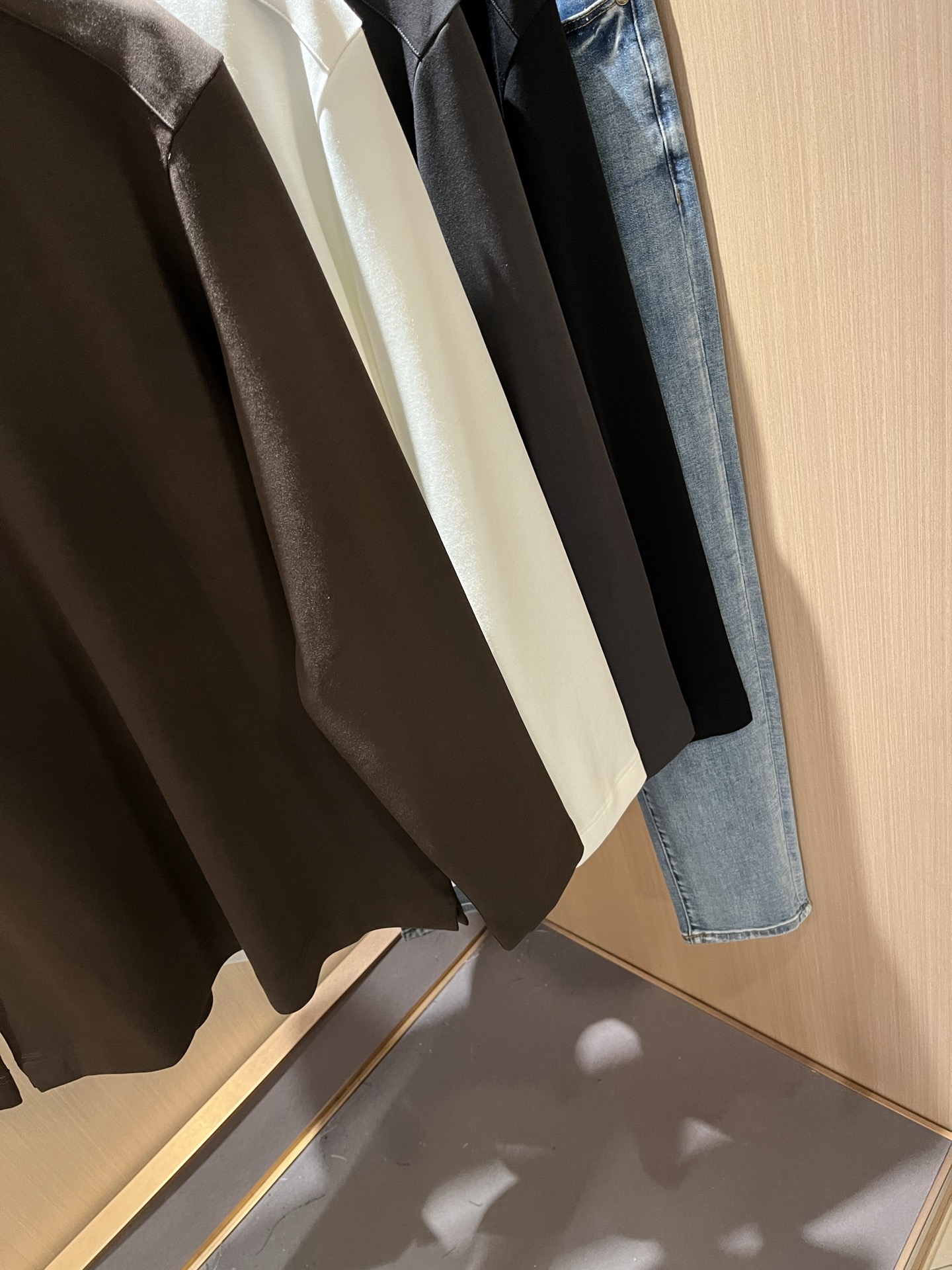  Ermenegildo Zeg*a杰*亚 2025秋冬新品男士长袖休闲打底衫，外贸公司订单！是杰尼亚经