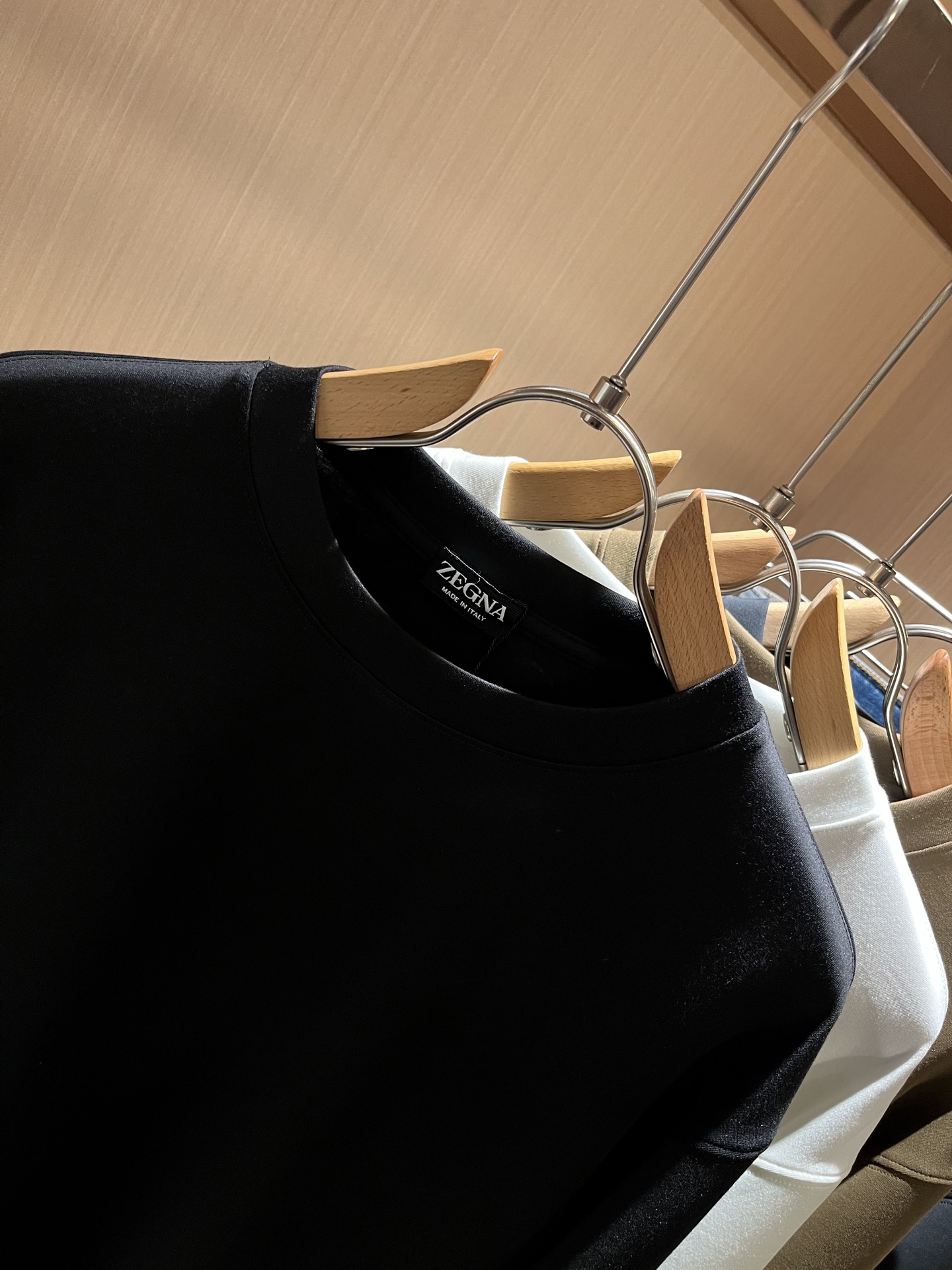  Ermenegildo Zeg*a杰*亚 2025秋冬新款男士休闲卫衣，压轴的渠道货出现了！！柜台同步