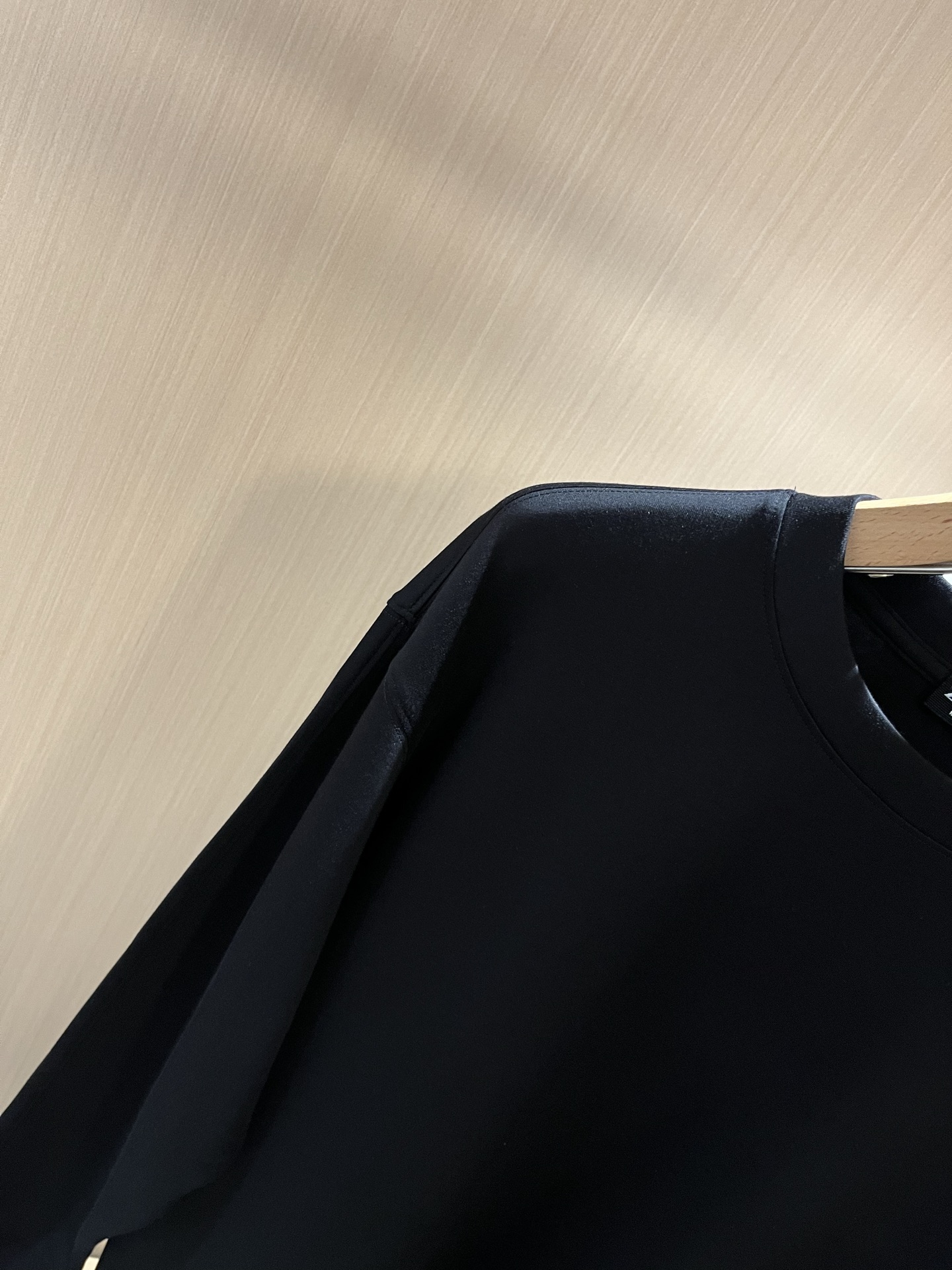  Ermenegildo Zeg*a杰*亚 2025秋冬新款男士休闲卫衣，压轴的渠道货出现了！！柜台同步