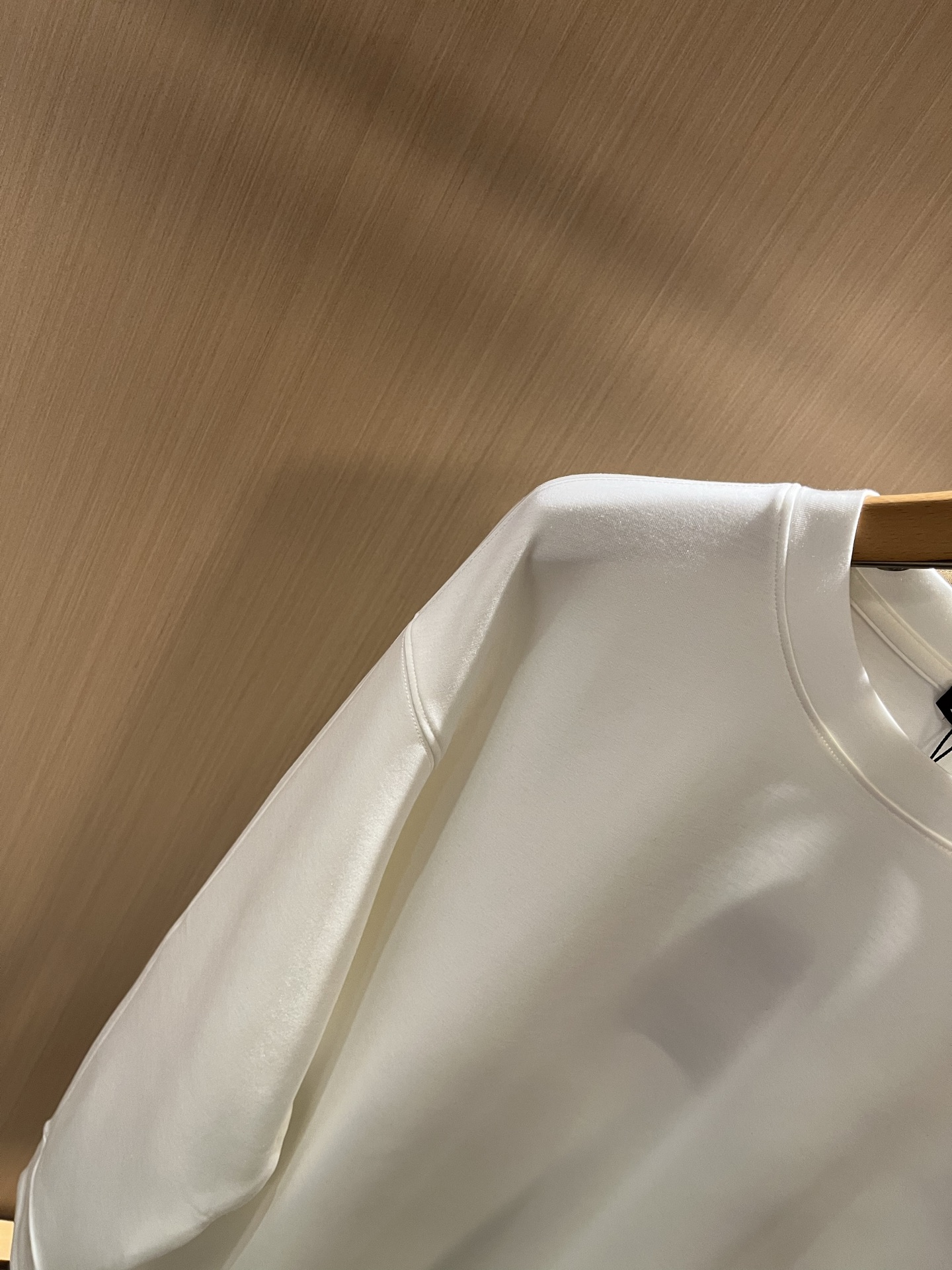  Ermenegildo Zeg*a杰*亚 2025秋冬新款男士休闲卫衣，压轴的渠道货出现了！！柜台同步