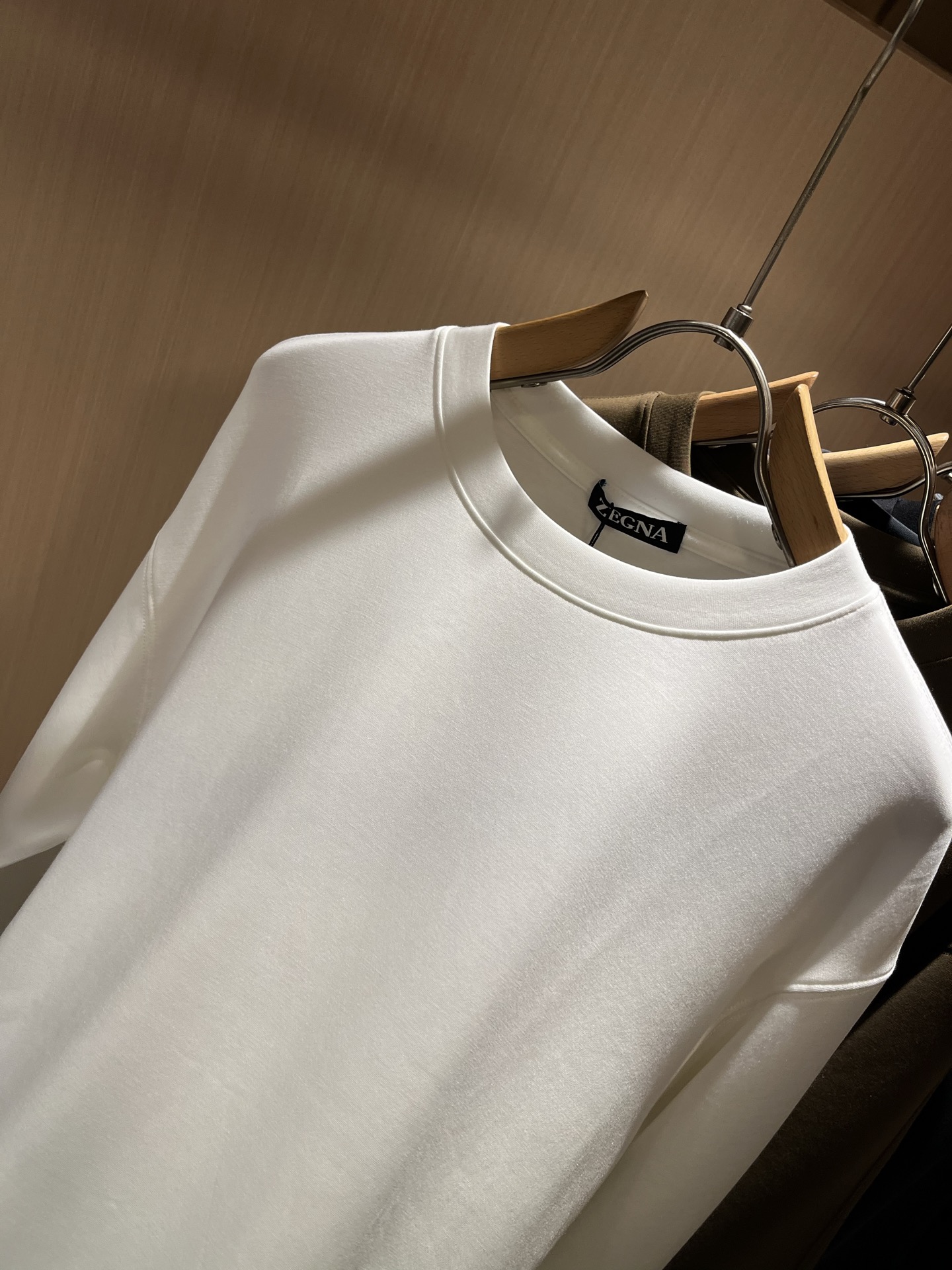  Ermenegildo Zeg*a杰*亚 2025秋冬新款男士休闲卫衣，压轴的渠道货出现了！！柜台同步