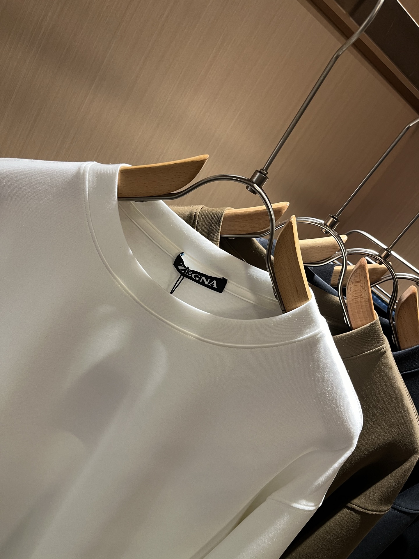  Ermenegildo Zeg*a杰*亚 2025秋冬新款男士休闲卫衣，压轴的渠道货出现了！！柜台同步