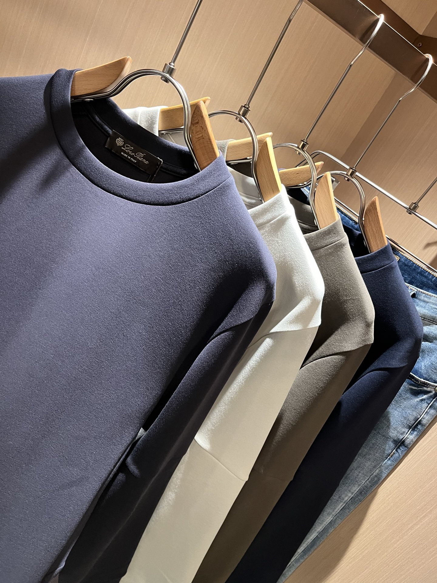  Loro Piana诺悠翩雅 2025秋冬新品男士卫衣，外贸公司订单！客供婴儿绒棉材质，经典的专有织物