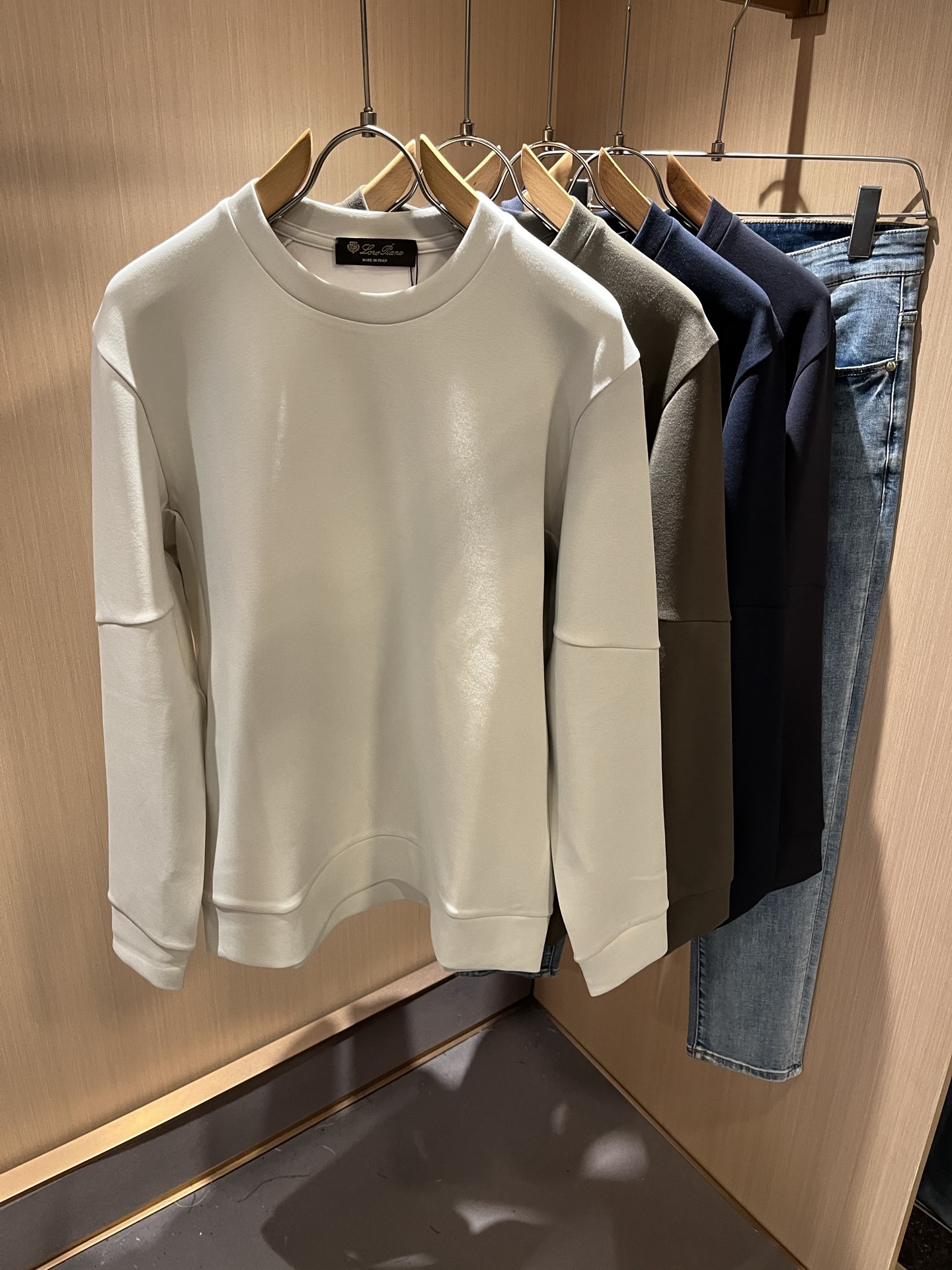  Loro Piana诺悠翩雅 2025秋冬新品男士卫衣，外贸公司订单！客供婴儿绒棉材质，经典的专有织物