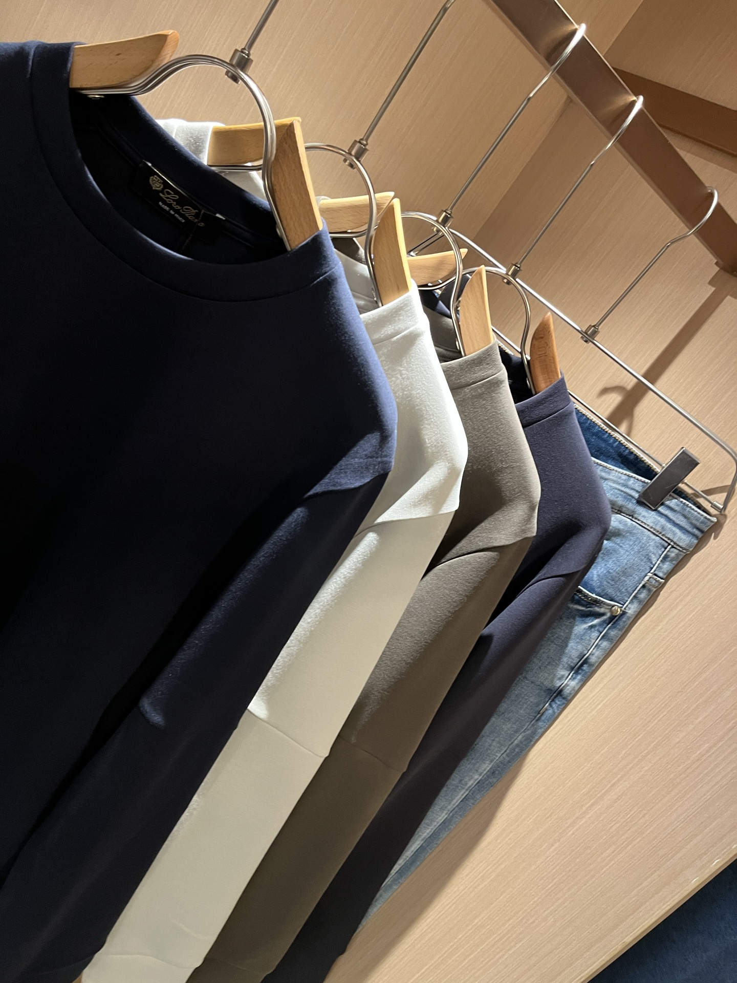  Loro Piana诺悠翩雅 2025秋冬新品男士卫衣，外贸公司订单！客供婴儿绒棉材质，经典的专有织物