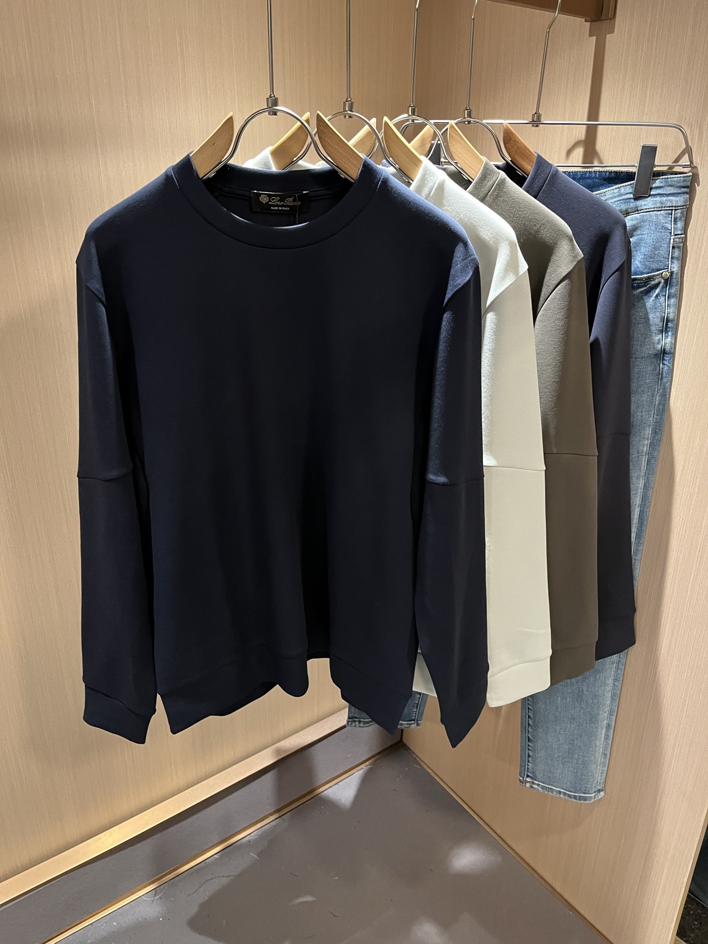  Loro Piana诺悠翩雅 2025秋冬新品男士卫衣，外贸公司订单！客供婴儿绒棉材质，经典的专有织物