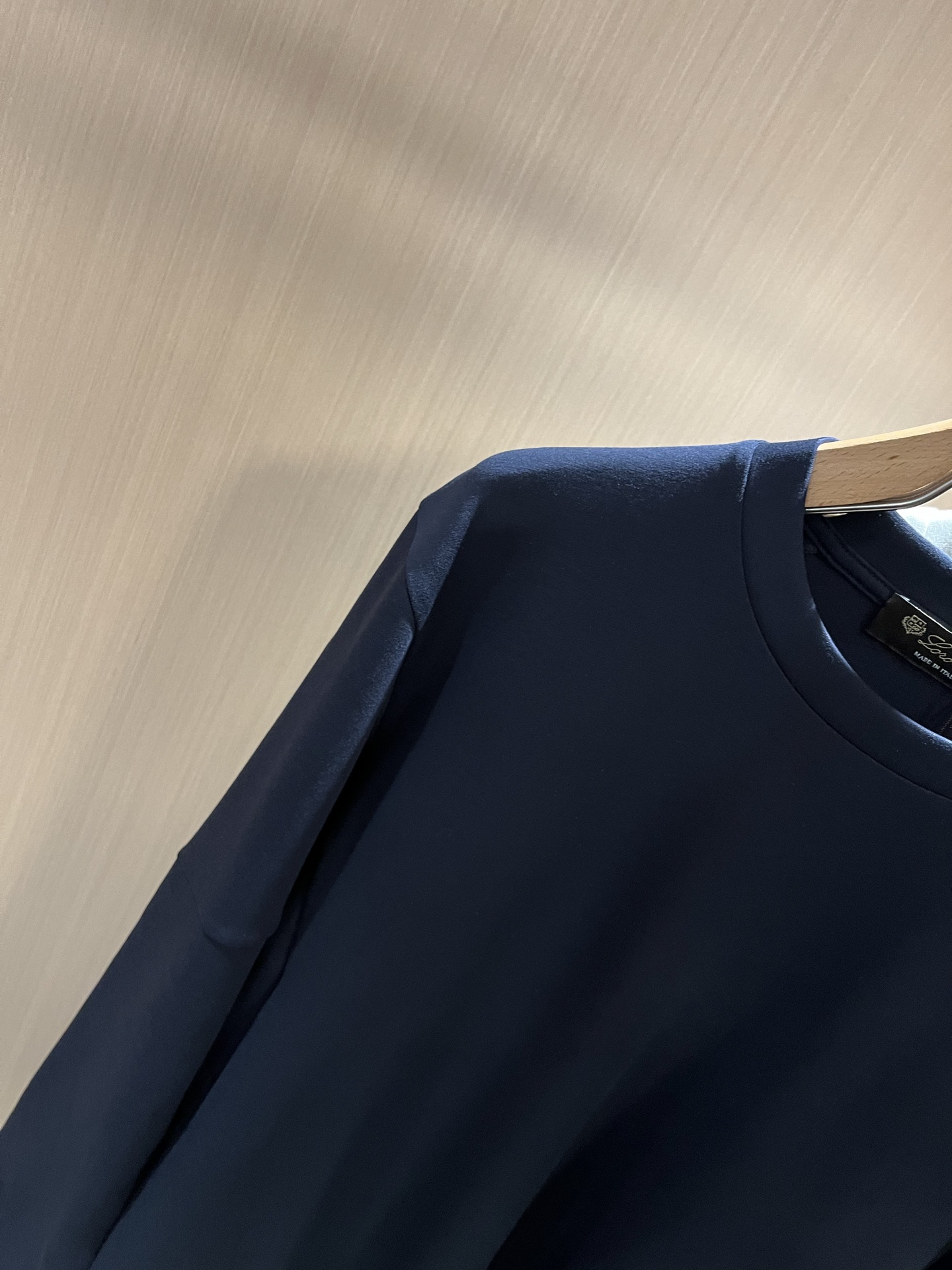  Loro Piana诺悠翩雅 2025秋冬新品男士卫衣，外贸公司订单！客供婴儿绒棉材质，经典的专有织物