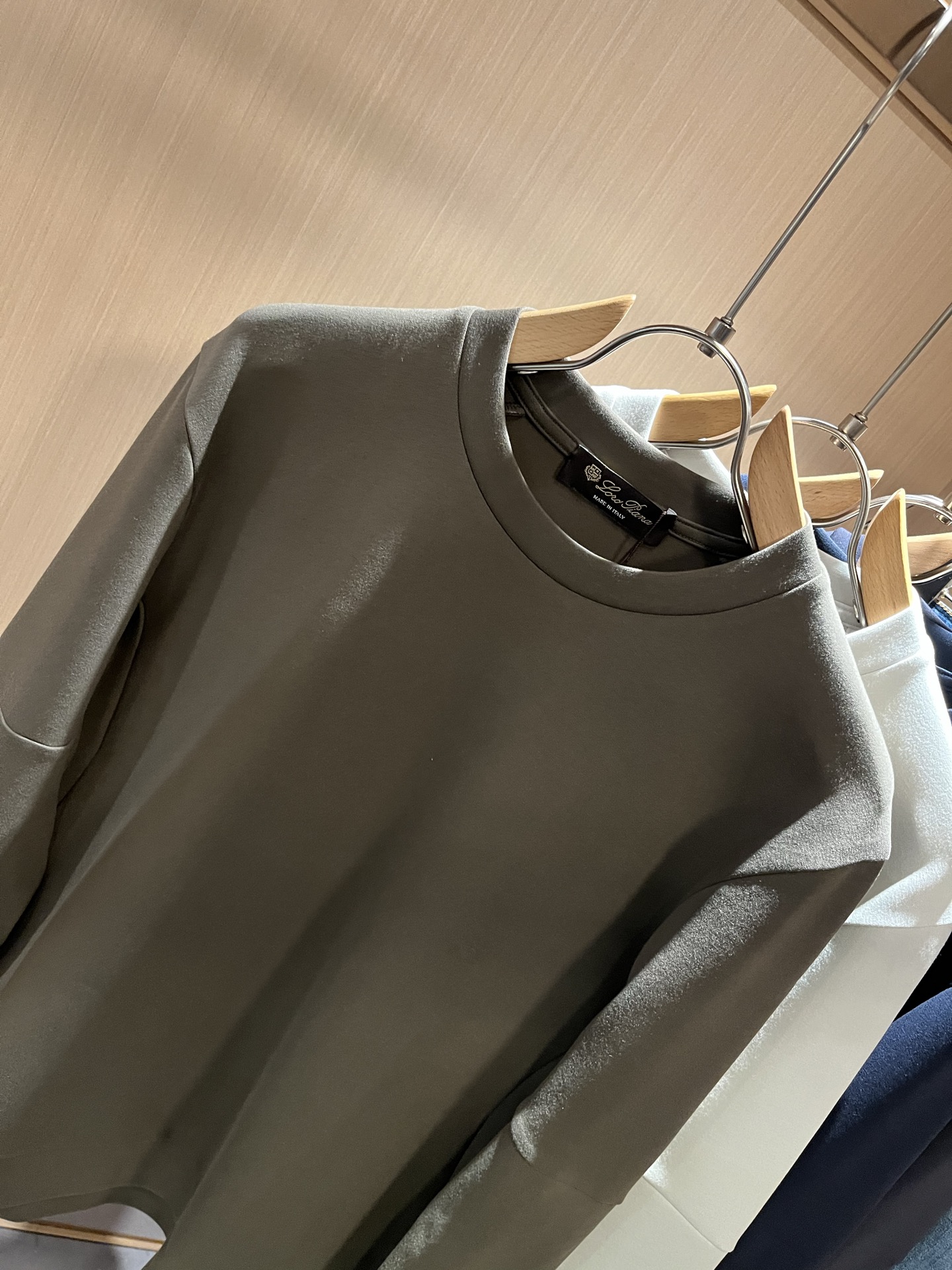  Loro Piana诺悠翩雅 2025秋冬新品男士卫衣，外贸公司订单！客供婴儿绒棉材质，经典的专有织物