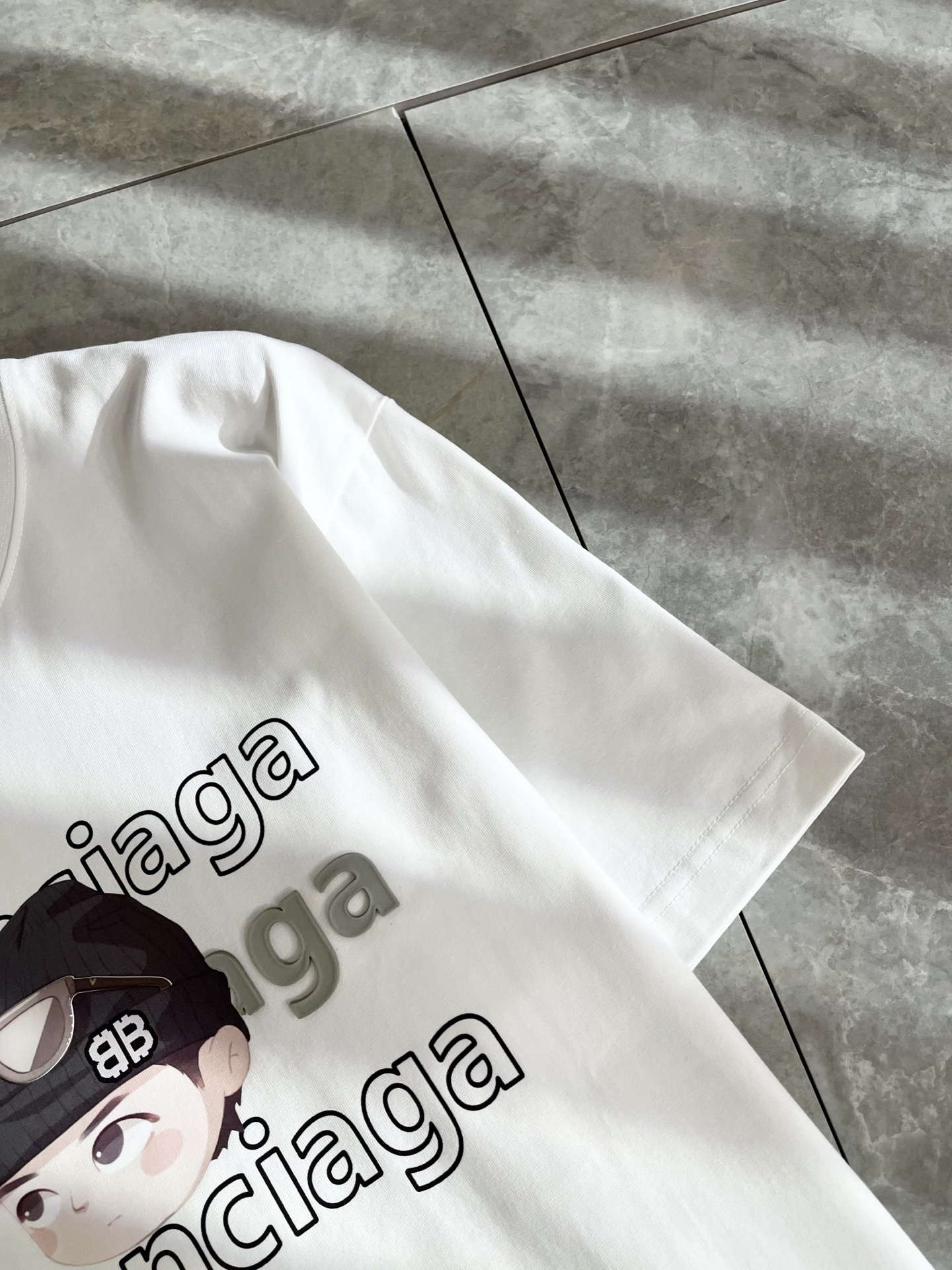    BALENCI*GA巴黎*家 2025春夏新款男女同款👫短袖T恤！走秀图案印花时尚休闲短袖T恤衫！