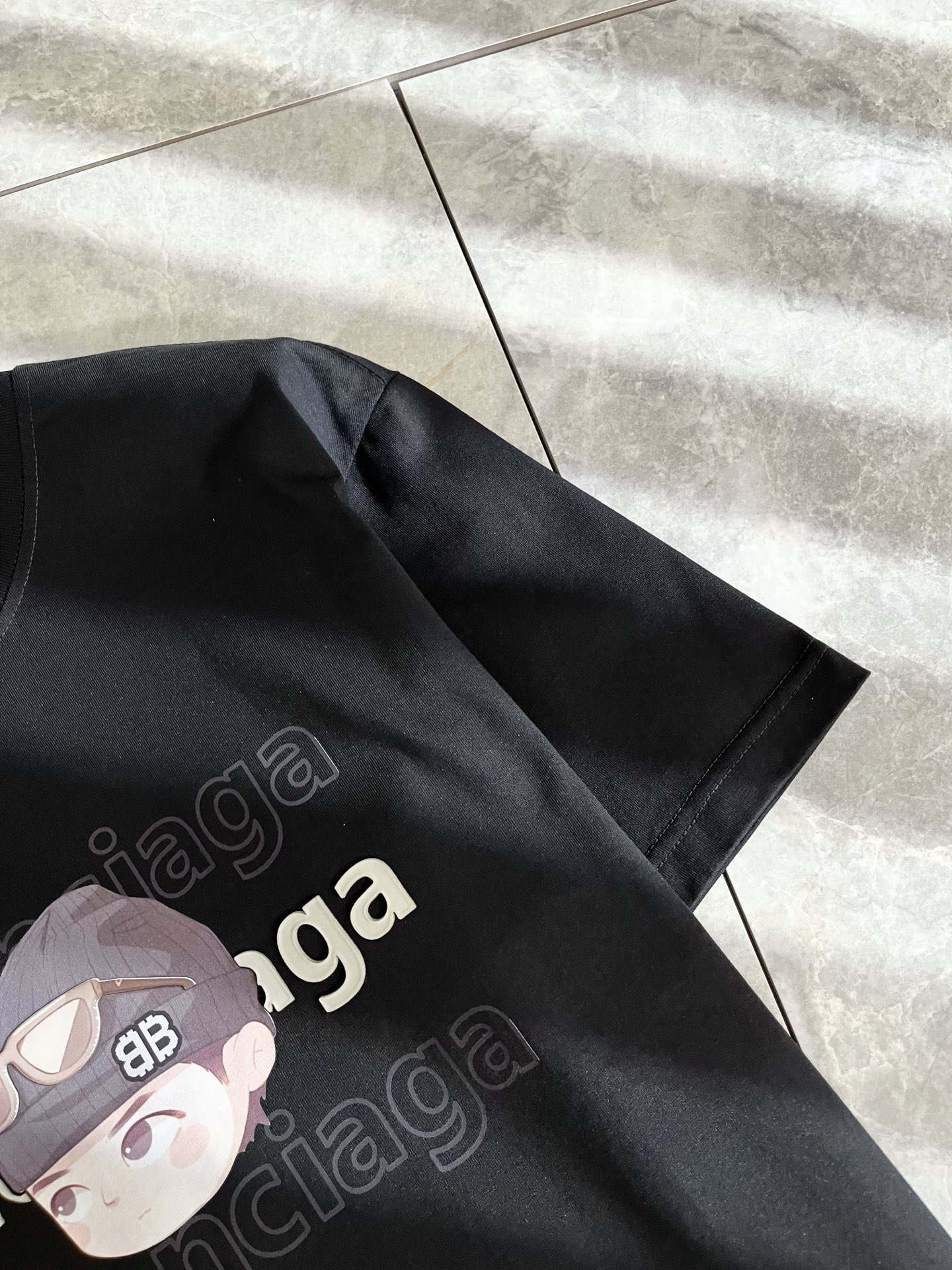    BALENCI*GA巴黎*家 2025春夏新款男女同款👫短袖T恤！走秀图案印花时尚休闲短袖T恤衫！