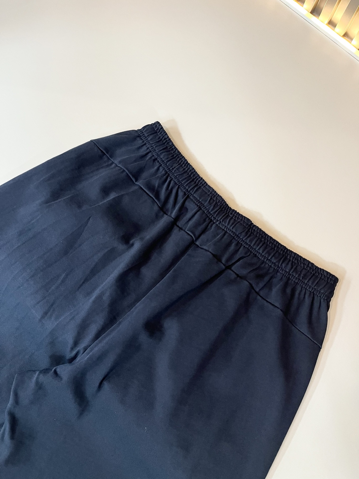  VALENTI*O华伦*奴～柜台款、2025春夏新款休闲套装，胸前logo压胶设计！简单时尚而年轻，百