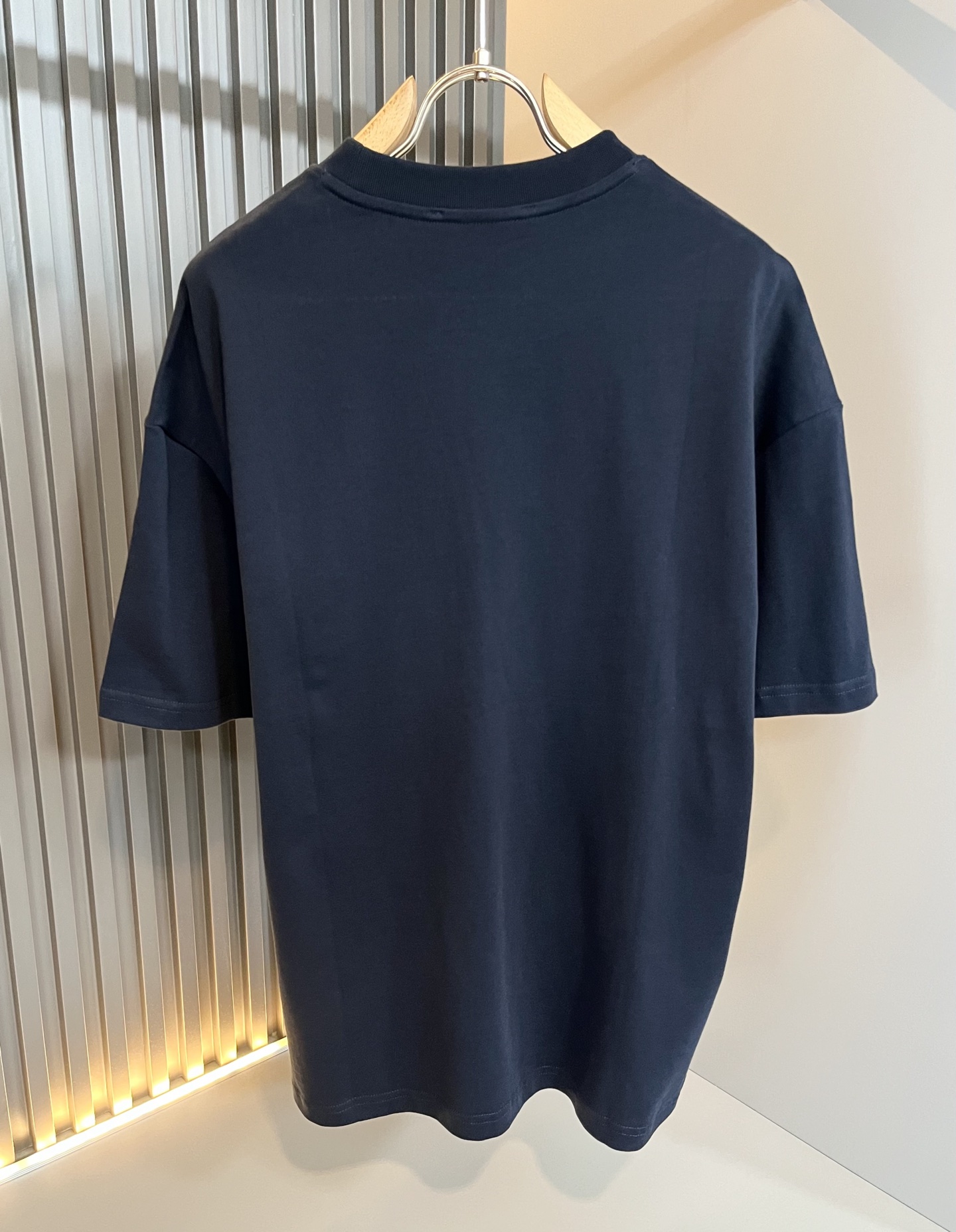  VALENTI*O华伦*奴～柜台款、2025春夏新款休闲套装，胸前logo压胶设计！简单时尚而年轻，百