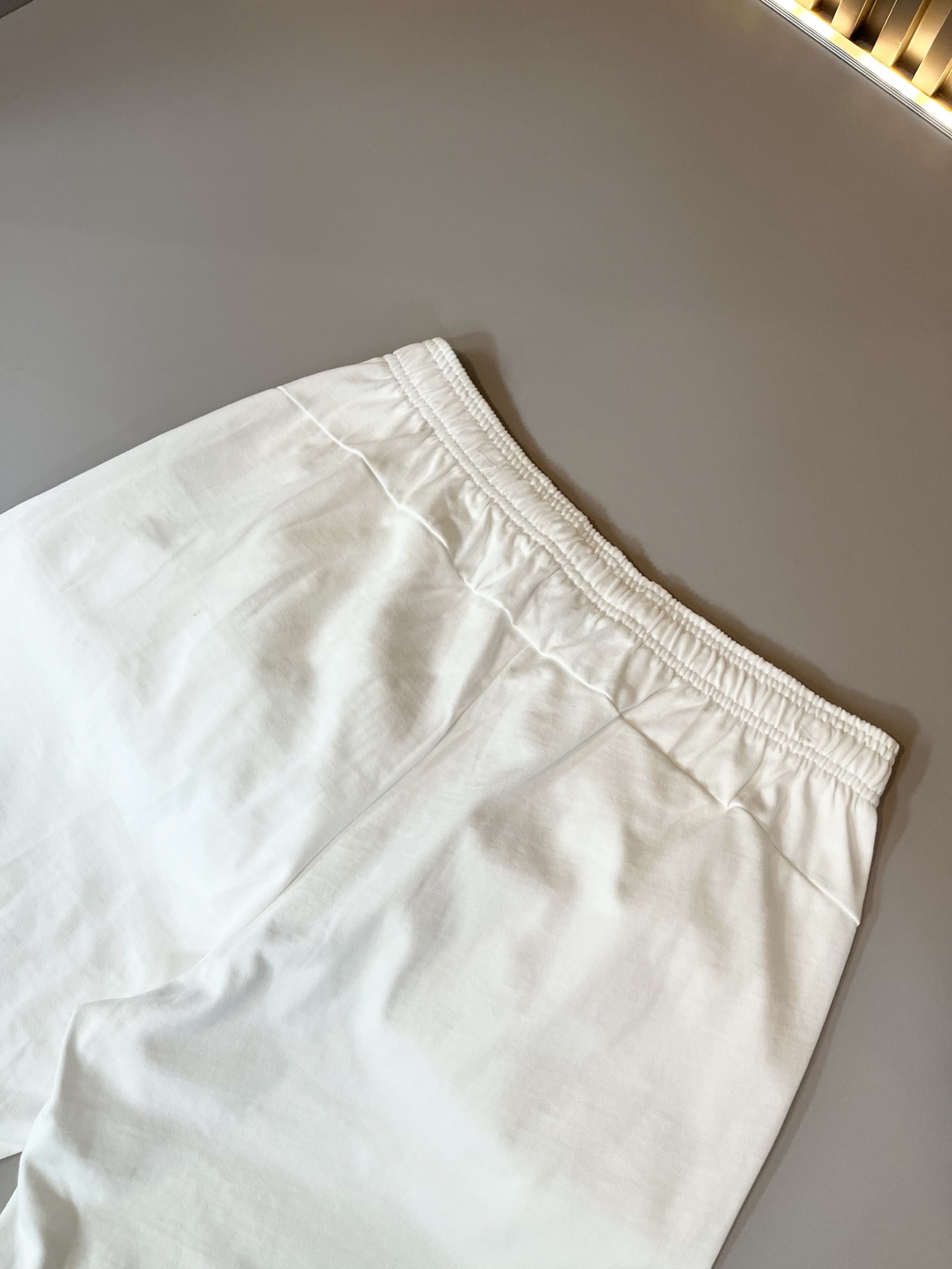  Gucc*古家 2025春夏系列基础圆领套休闲套装，男女同情侣款👫休闲宽松棉质圆领短袖T恤衫！贸易公司