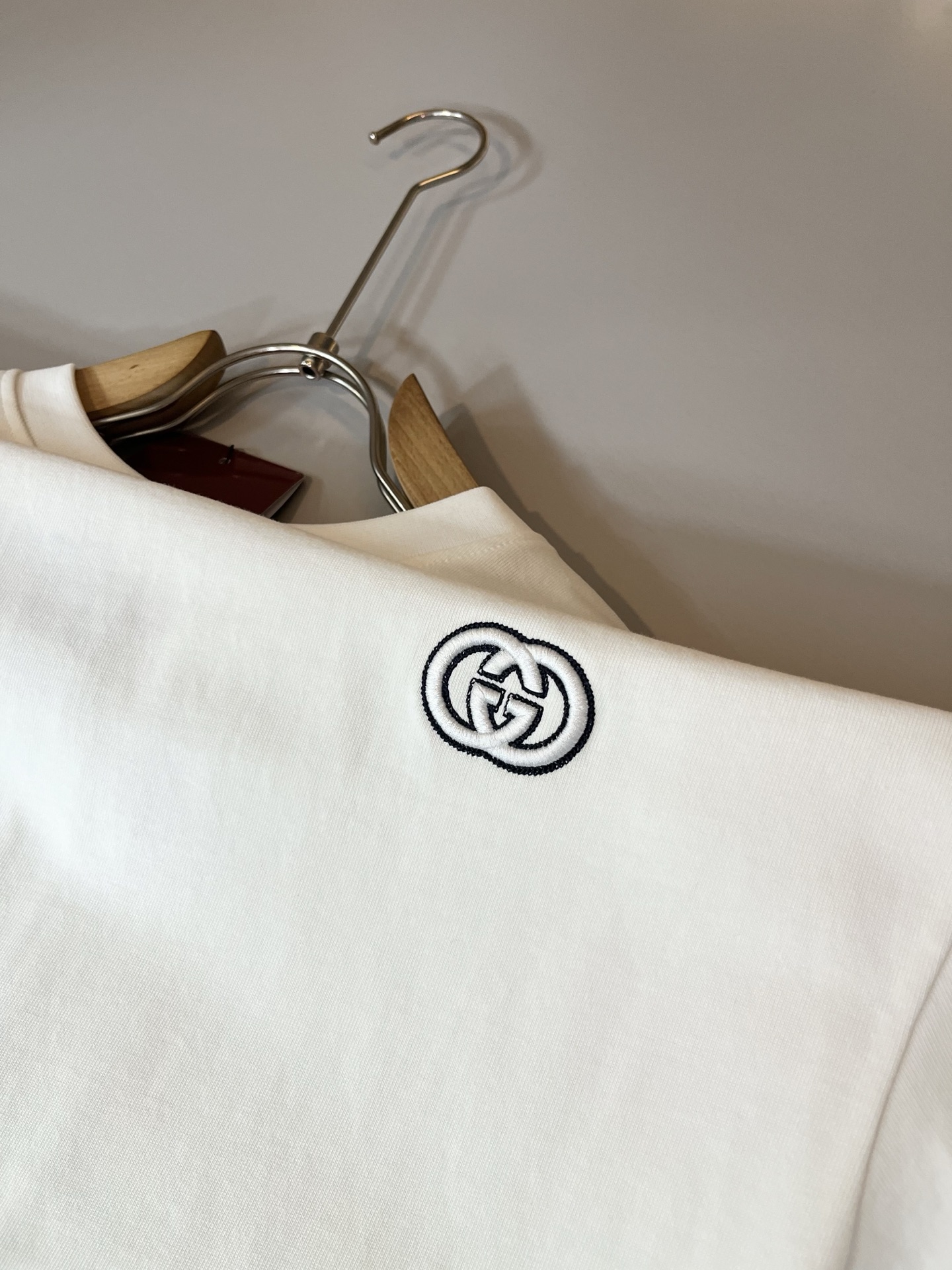  Gucc*古家 2025春夏系列基础圆领套休闲套装，男女同情侣款👫休闲宽松棉质圆领短袖T恤衫！贸易公司