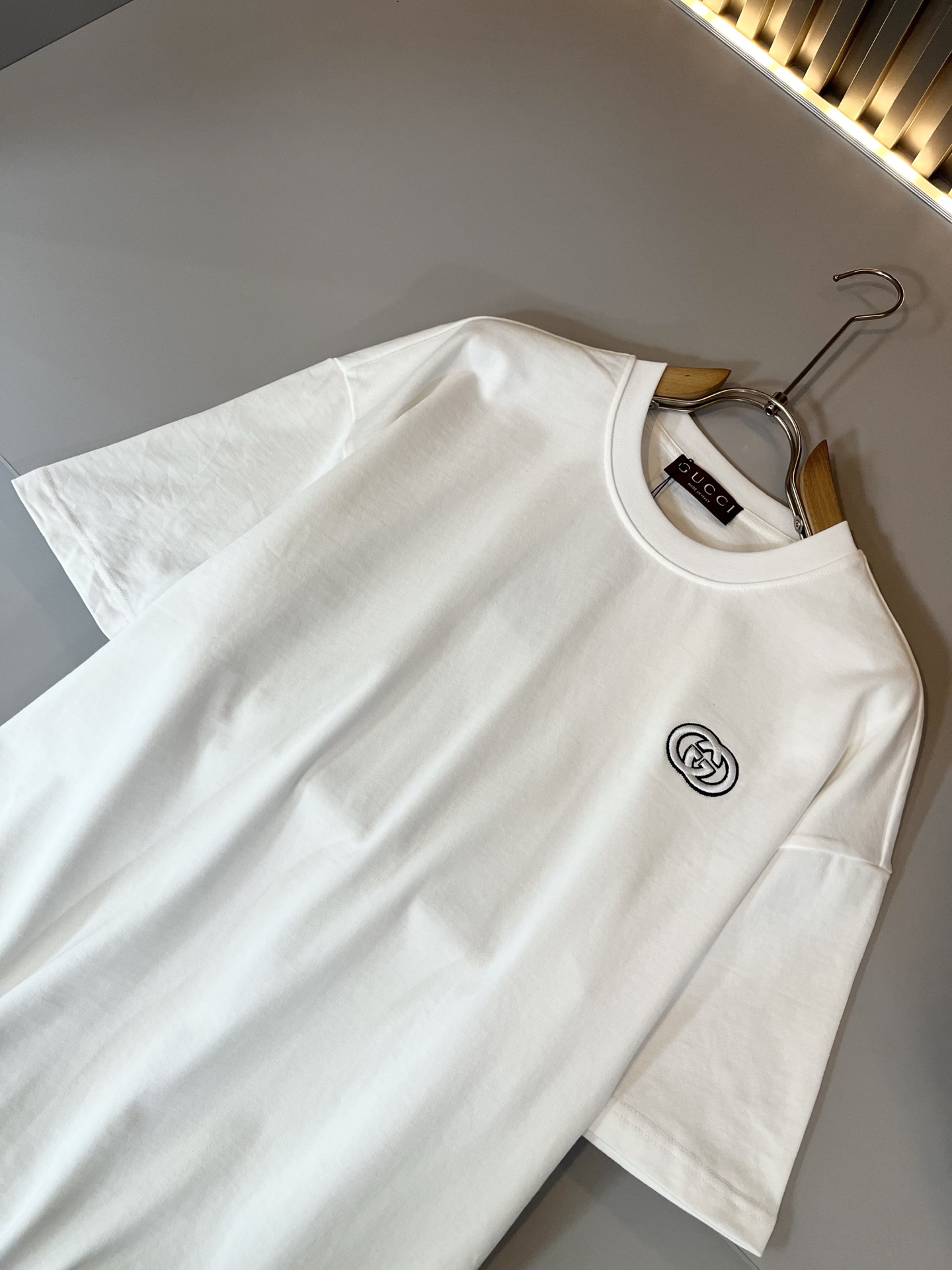  Gucc*古家 2025春夏系列基础圆领套休闲套装，男女同情侣款👫休闲宽松棉质圆领短袖T恤衫！贸易公司