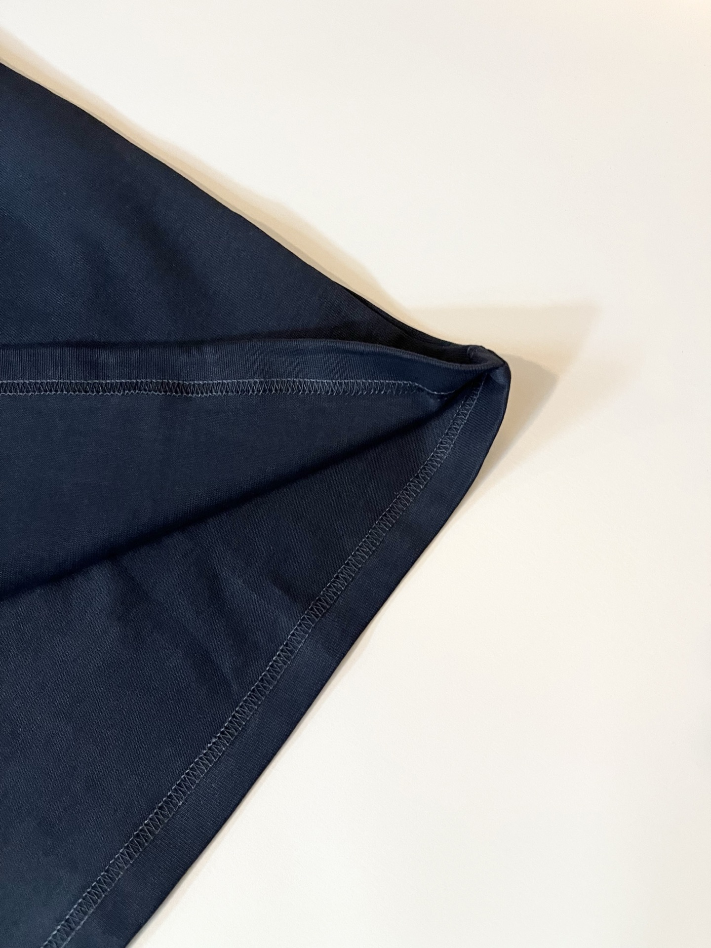  Gucc*古家 2025春夏系列基础圆领套休闲套装，男女同情侣款👫休闲宽松棉质圆领短袖T恤衫！贸易公司