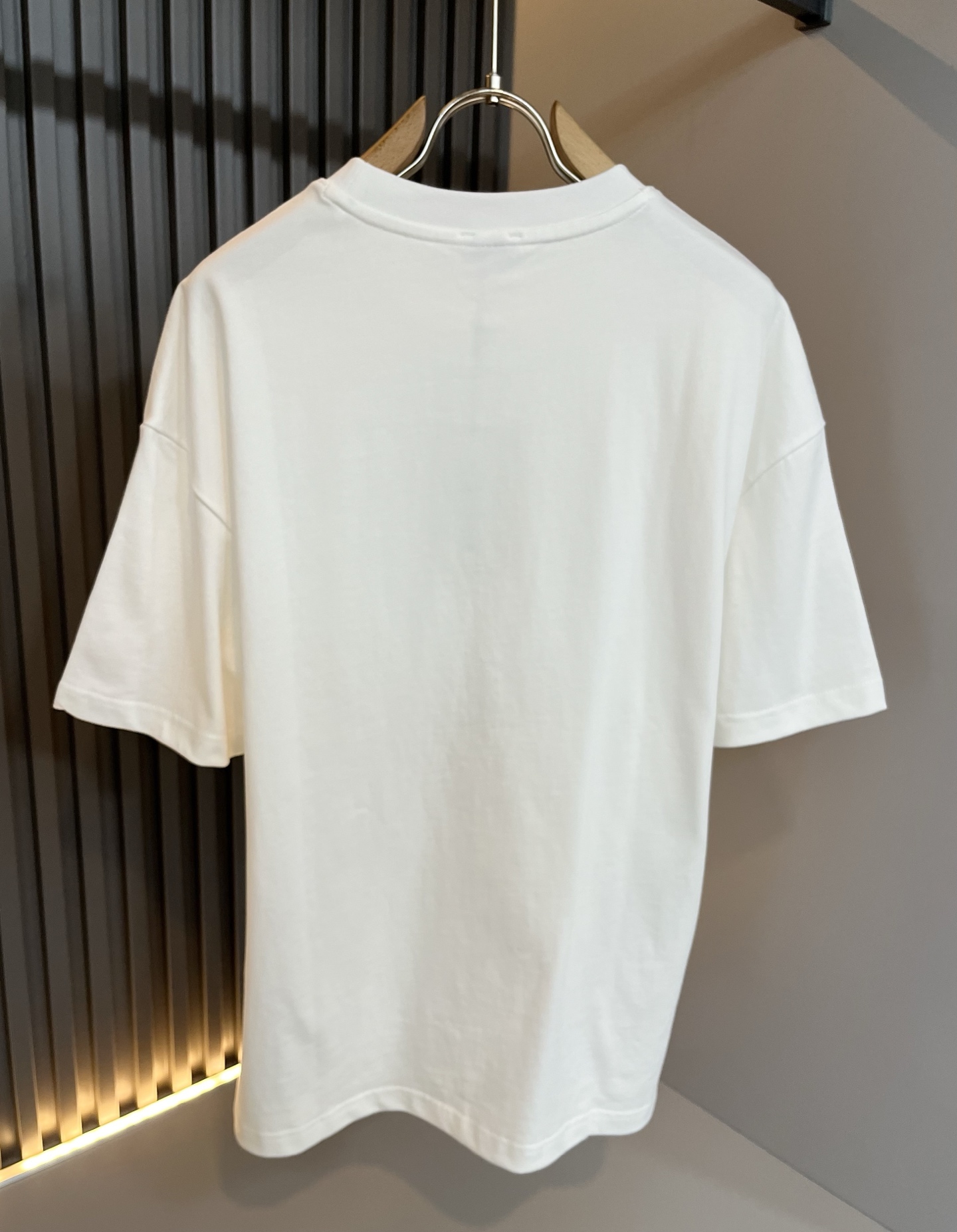 Bur*erry 巴*莉 2025春夏新款男女同款👫休闲套装，品牌最新设计元素！既不单调也不复杂，好处的