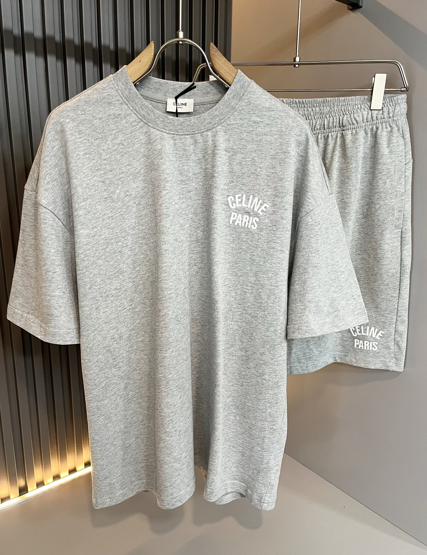  CELIN*瑟琳 2025春夏新款时尚休闲圆领套装，经典男女同款情侣👫短袖T恤衫！贸易公司渠道稀出，同