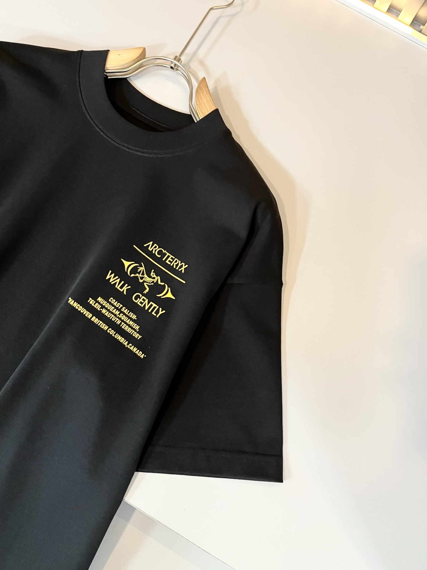  ARCTER*X始*祖鸟 2025春夏新款男女同款👫短袖T恤户外品牌可能大家第一想到的就是加拿大鹅、始