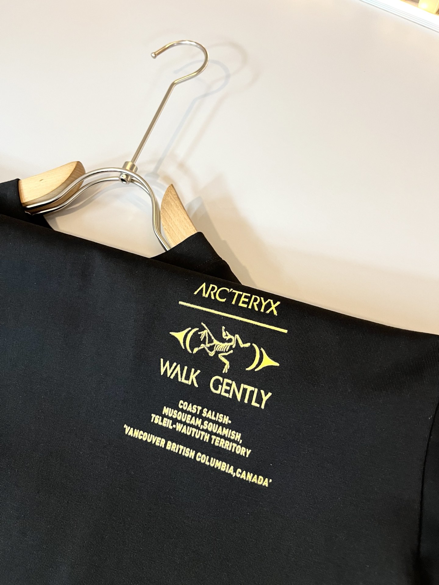  ARCTER*X始*祖鸟 2025春夏新款男女同款👫短袖T恤户外品牌可能大家第一想到的就是加拿大鹅、始