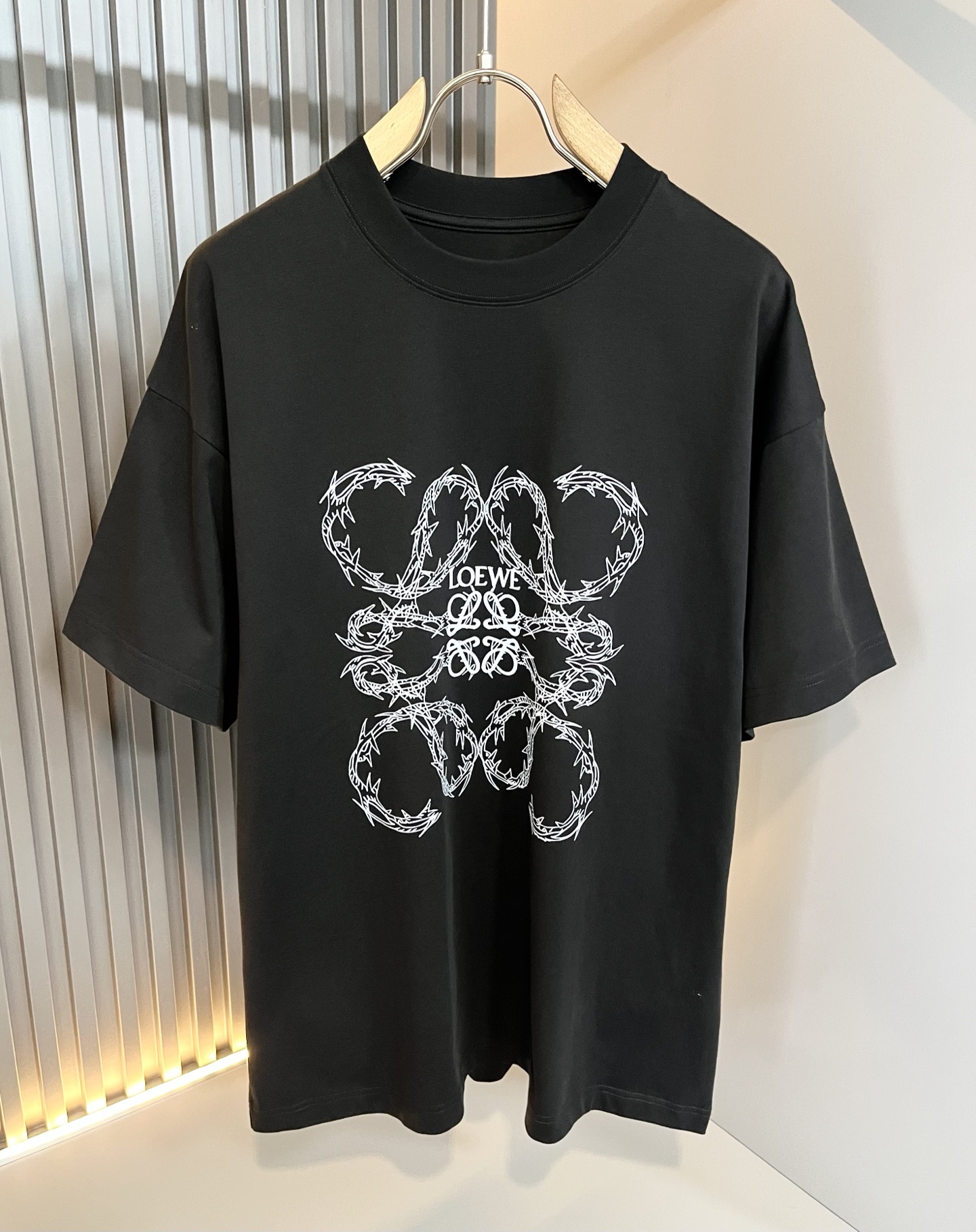  LOE*WE罗*威 2025春夏新款男女同款👫短袖T恤，意大利原厂订单渠道，极具个性高级风，标志log