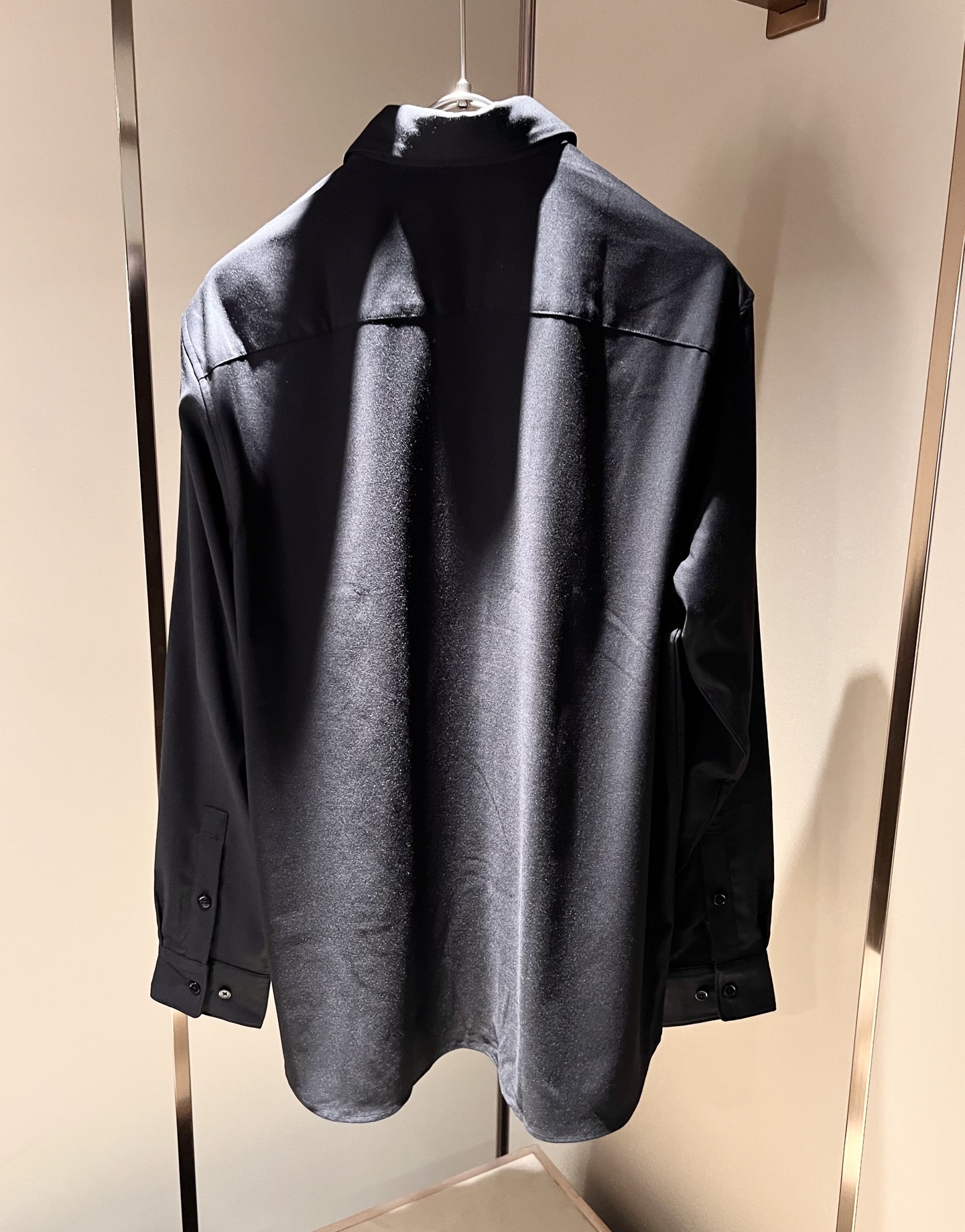  Loro Piana诺悠翩雅 2025秋冬男士衬衣，最新的贸易订单全品相！！网红款！上身舒适透气，不僵