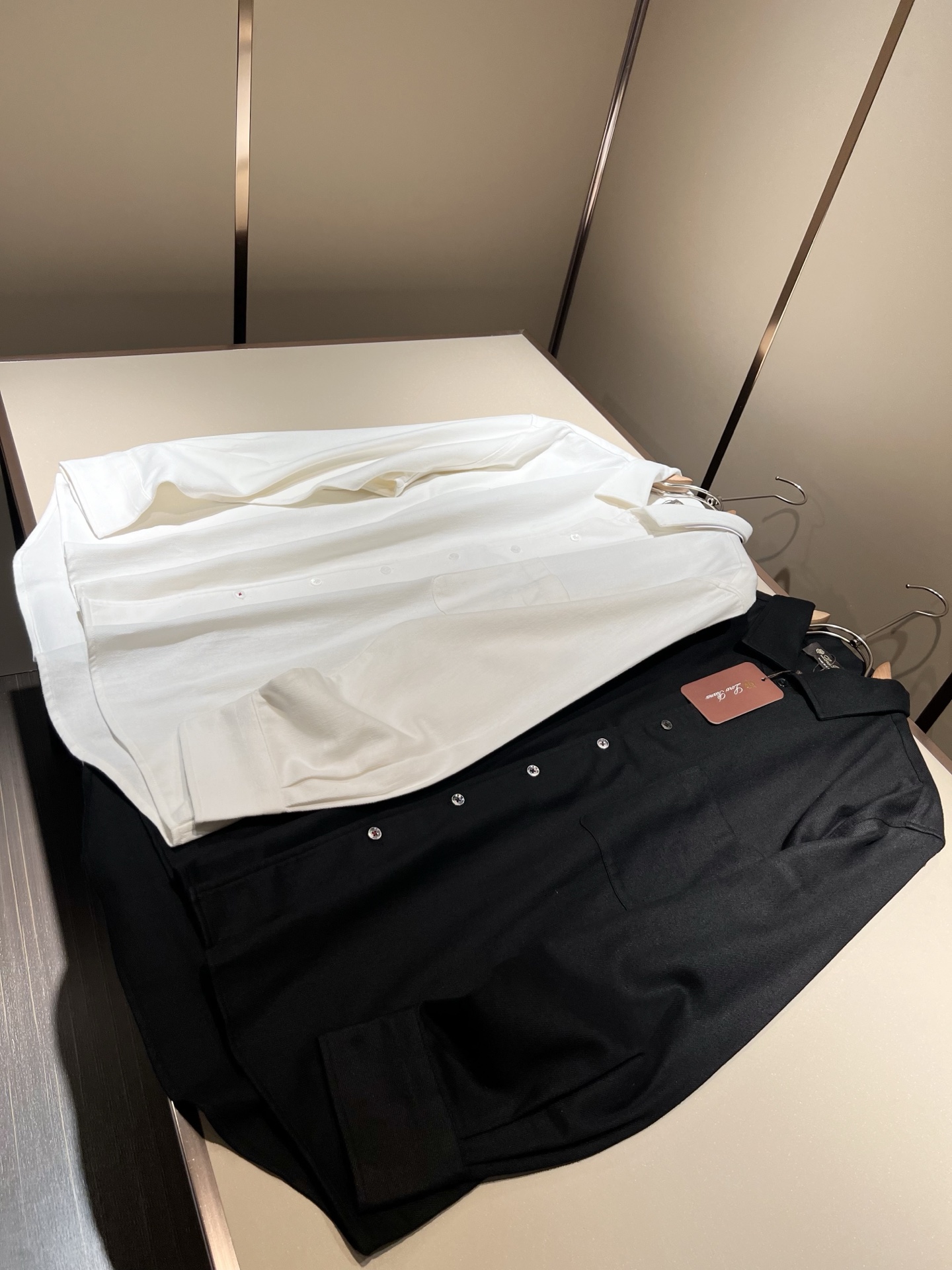  Loro Piana诺悠翩雅 2025春夏男士衬衣，最新的贸易订单全品相！！网红款！上身舒适透气，不僵