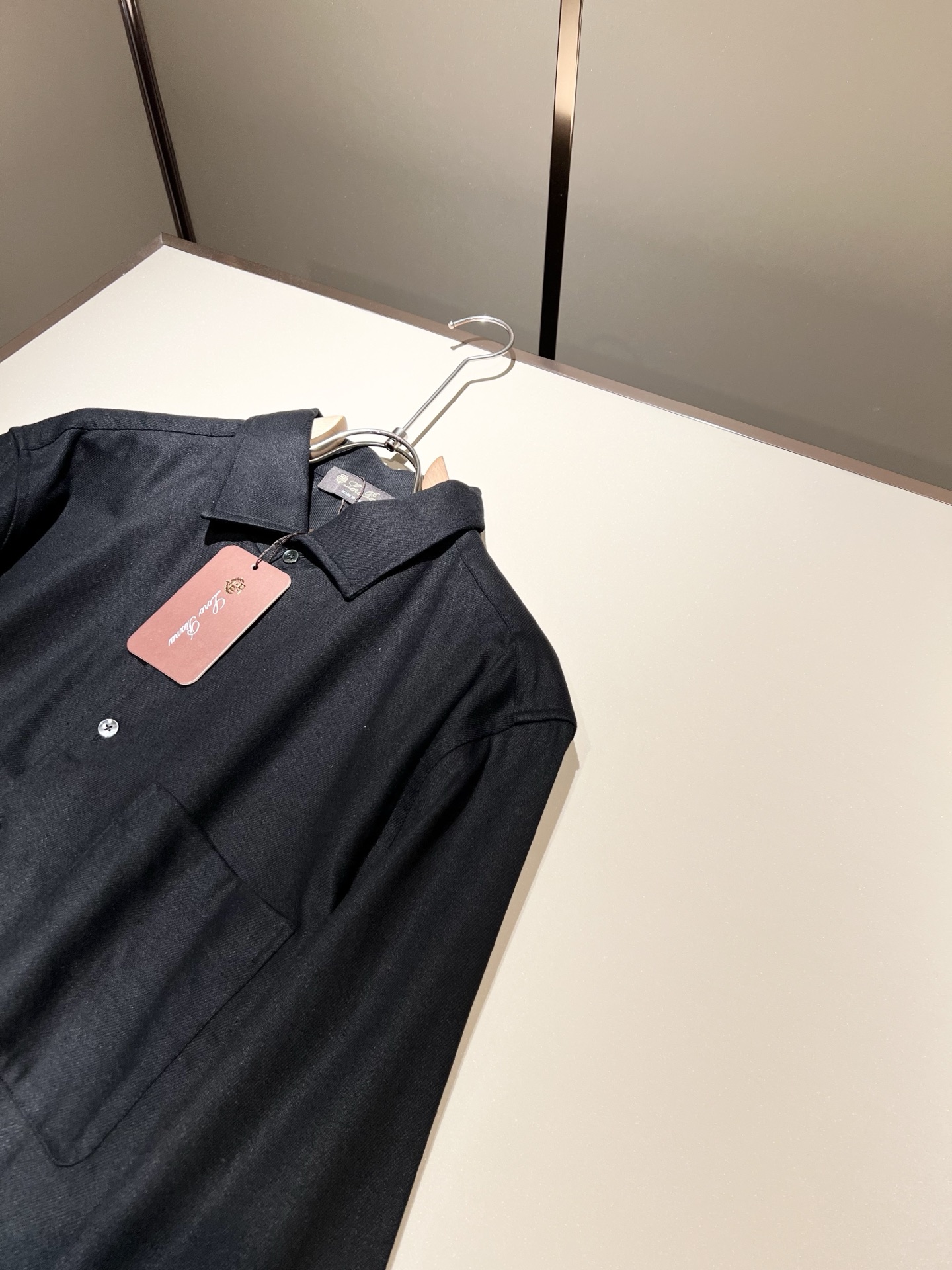  Loro Piana诺悠翩雅 2025春夏男士衬衣，最新的贸易订单全品相！！网红款！上身舒适透气，不僵