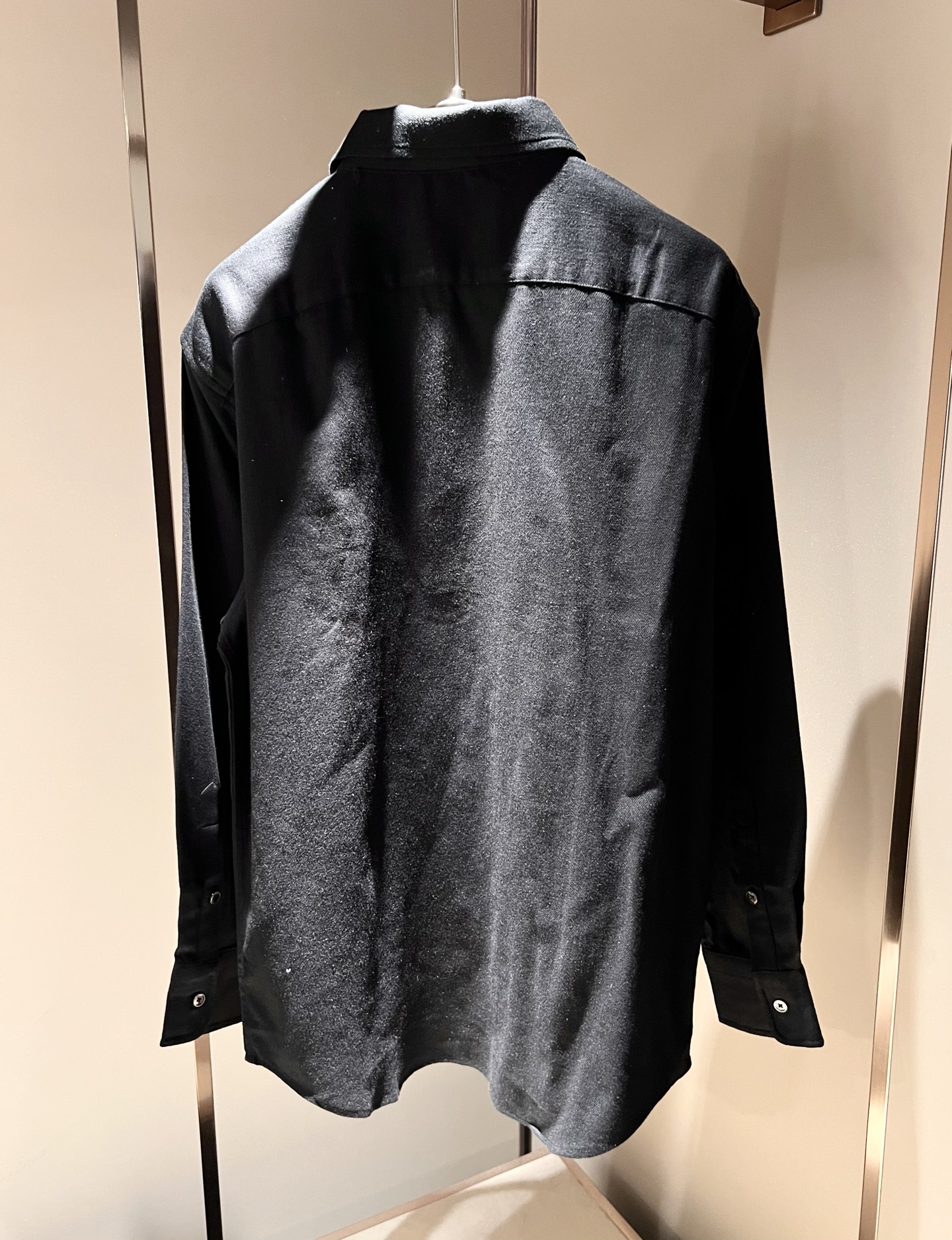  Loro Piana诺悠翩雅 2025春夏男士衬衣，最新的贸易订单全品相！！网红款！上身舒适透气，不僵