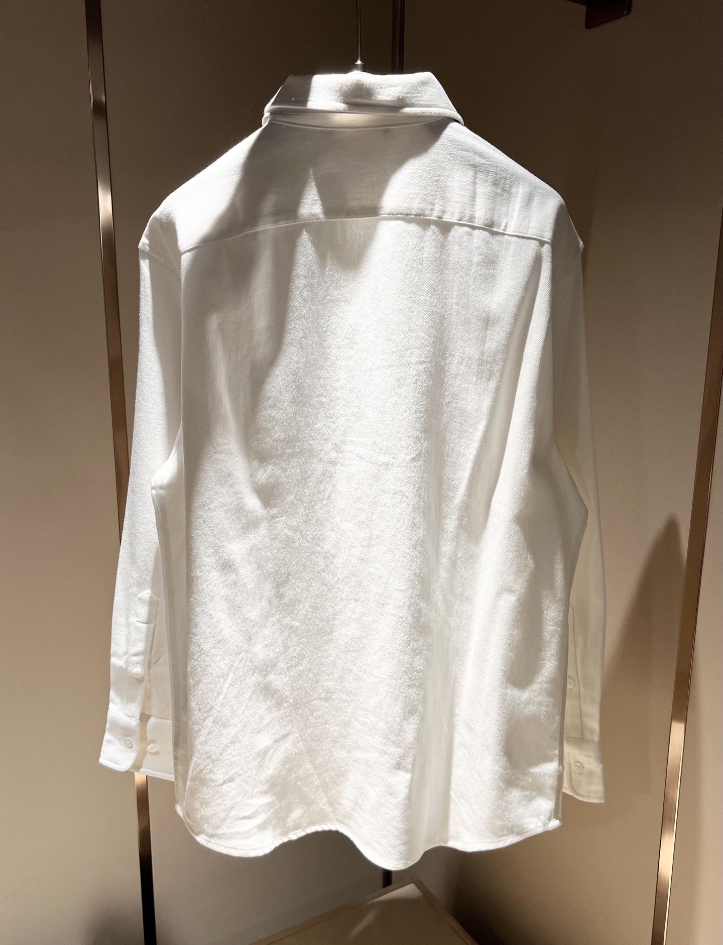  Loro Piana诺悠翩雅 2025春夏男士衬衣，最新的贸易订单全品相！！网红款！上身舒适透气，不僵