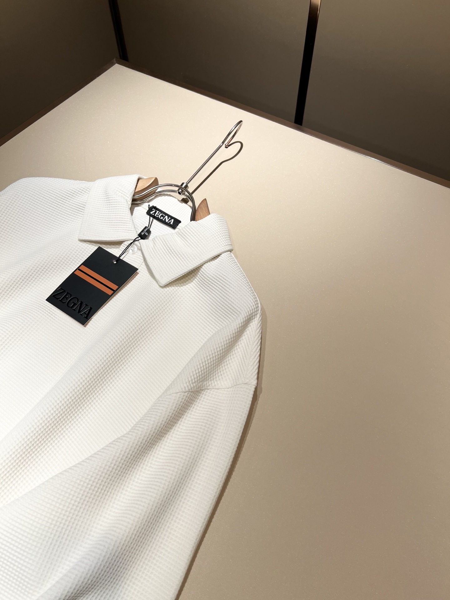  Ermenegildo Zeg*a杰*亚 2025秋冬新款男士休闲卫衣，压轴的渠道货出现了！！柜台同步