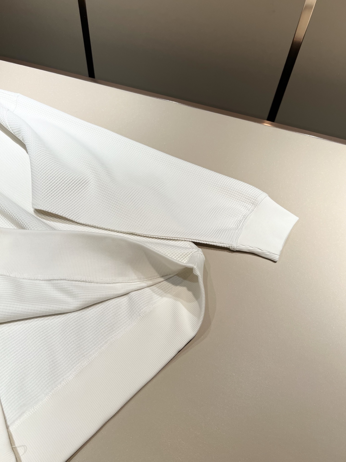  Ermenegildo Zeg*a杰*亚 2025秋冬新款男士休闲卫衣，压轴的渠道货出现了！！柜台同步