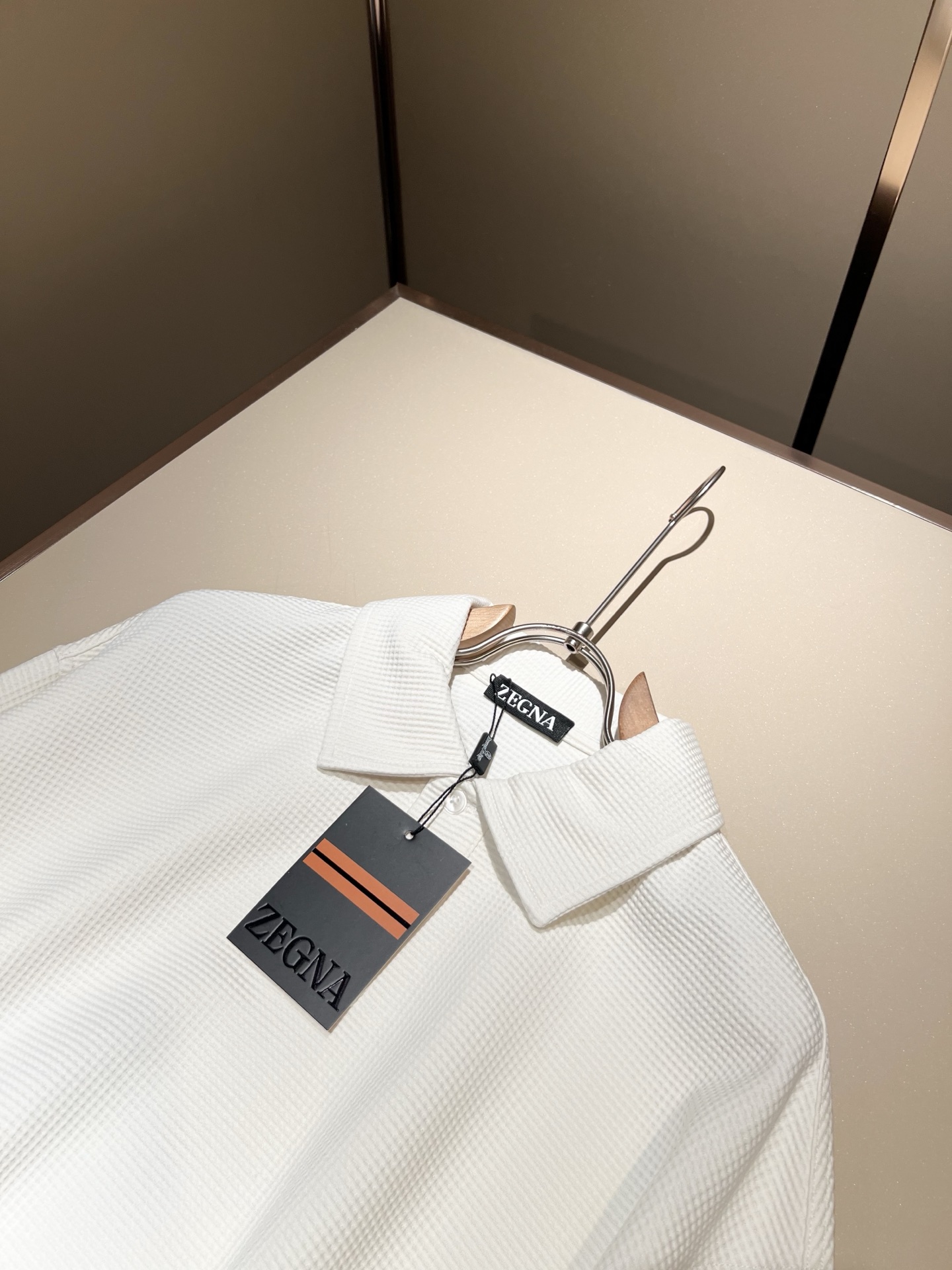  Ermenegildo Zeg*a杰*亚 2025秋冬新款男士休闲卫衣，压轴的渠道货出现了！！柜台同步