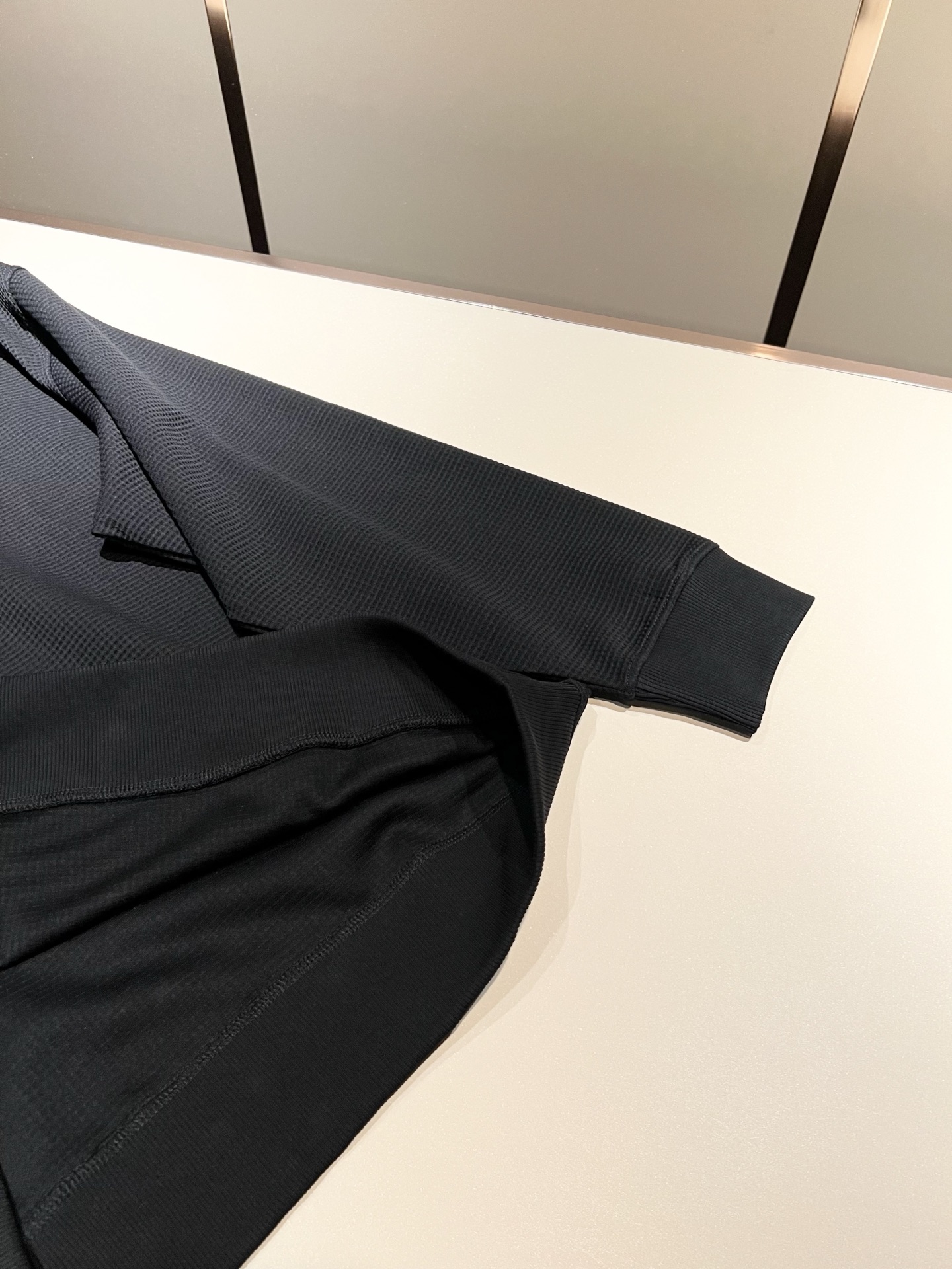  Ermenegildo Zeg*a杰*亚 2025秋冬新款男士休闲卫衣，压轴的渠道货出现了！！柜台同步