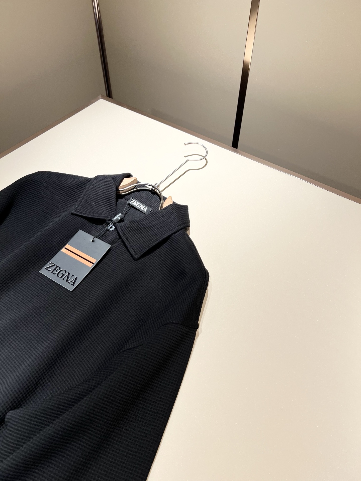  Ermenegildo Zeg*a杰*亚 2025秋冬新款男士休闲卫衣，压轴的渠道货出现了！！柜台同步