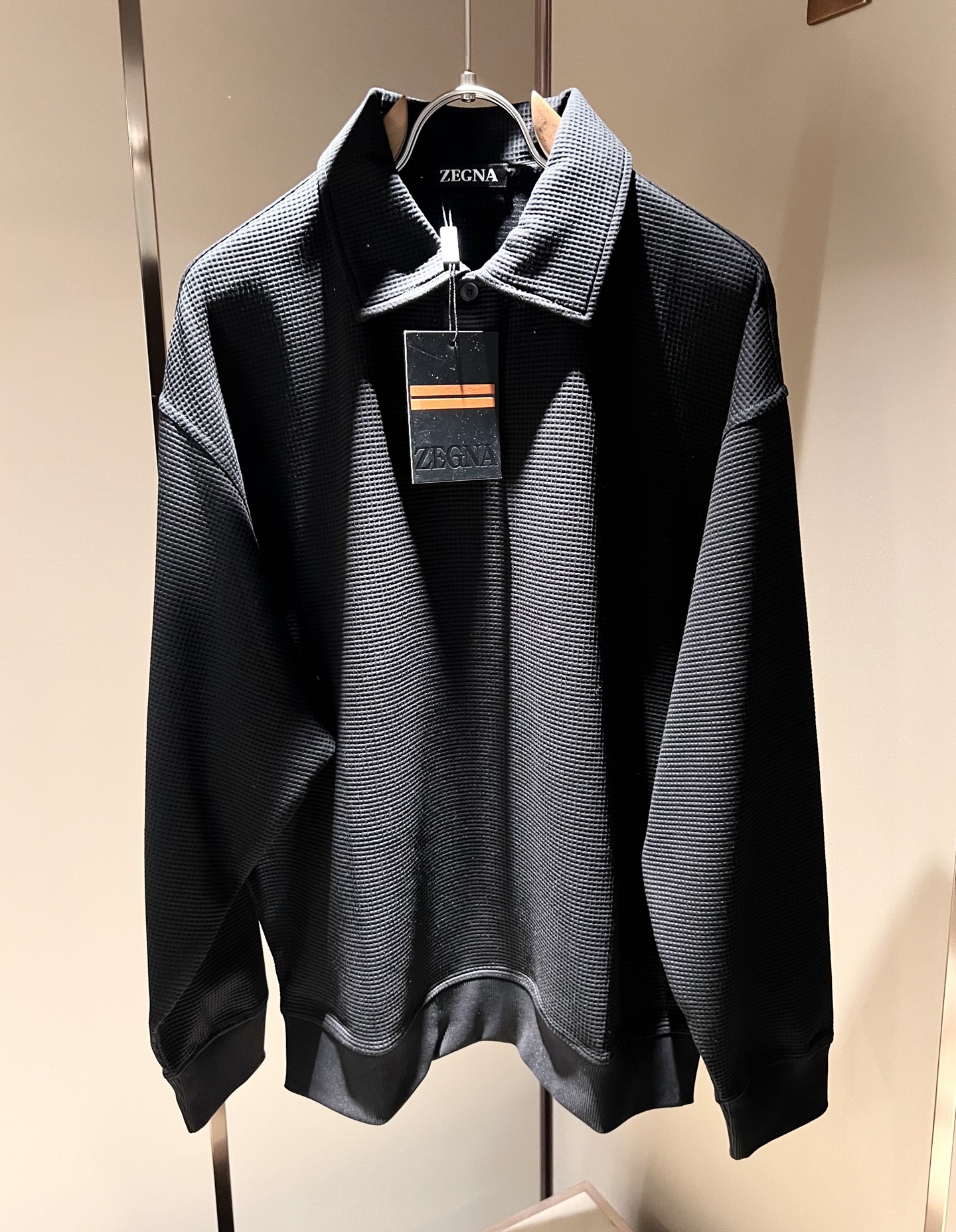  Ermenegildo Zeg*a杰*亚 2025秋冬新款男士休闲卫衣，压轴的渠道货出现了！！柜台同步