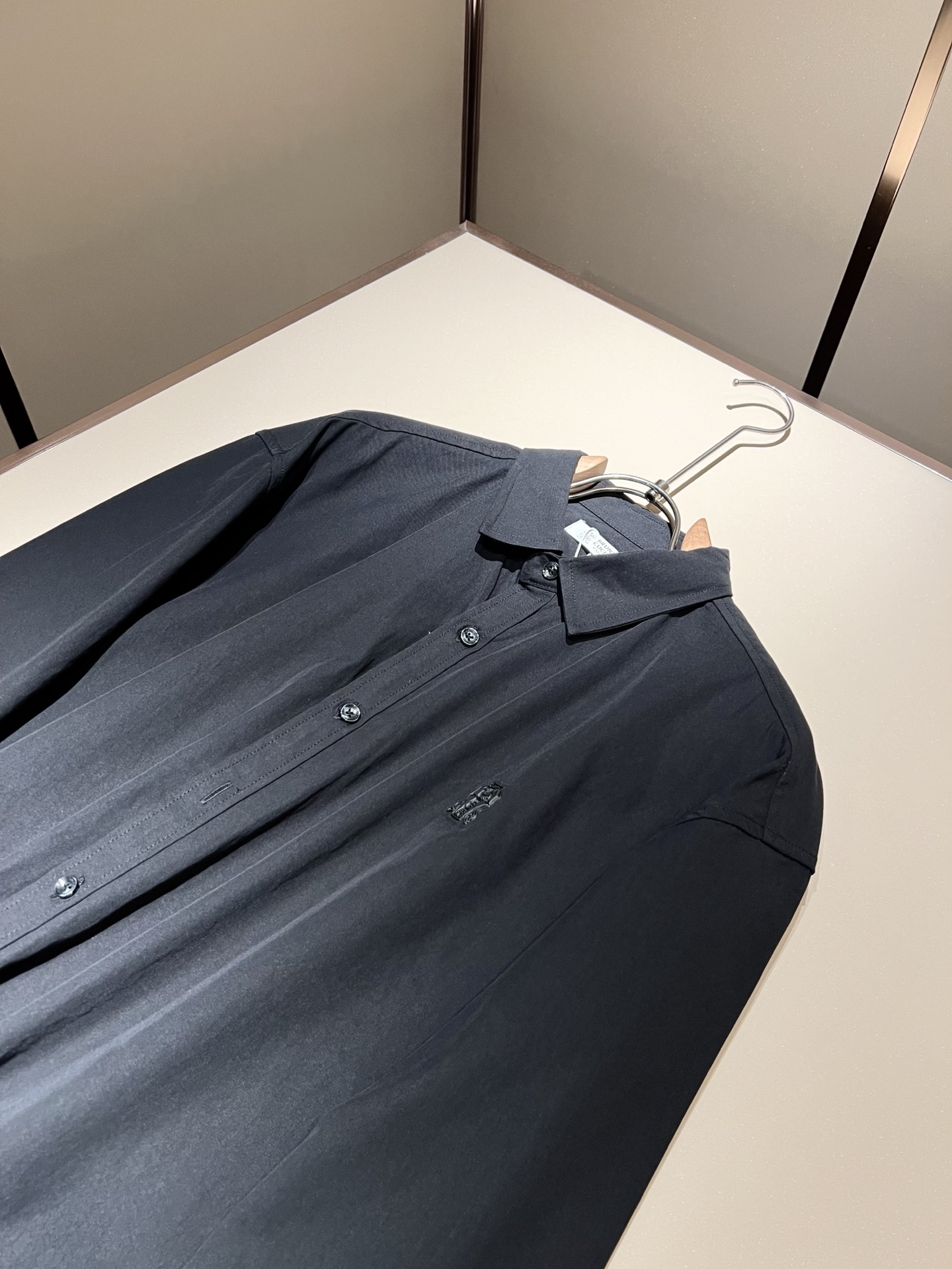  BC-Brunello Cucineli 2025秋冬新款男士长袖衬衣，众多明星都爱穿的时尚百搭单品！