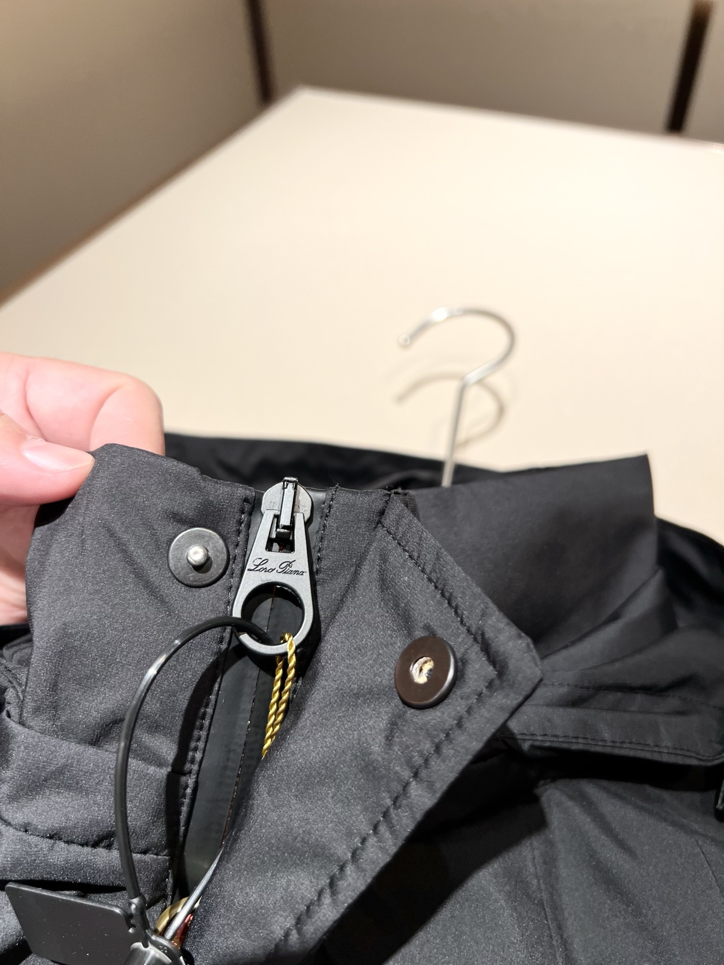  Loro Piana诺悠翩雅 2025秋冬新品男士休闲夹克外套，外贸公司订单！客供聚酯纤维材质，胸前l