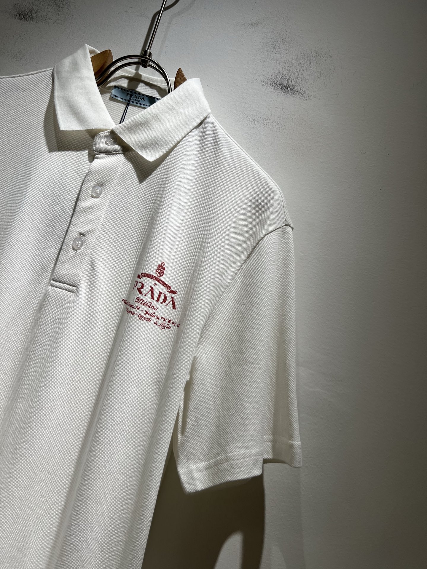  Prad*普*达 2025春夏季新款经典元素短袖Polo衫，经典大方的款式，可以穿十年都还是流行的那种