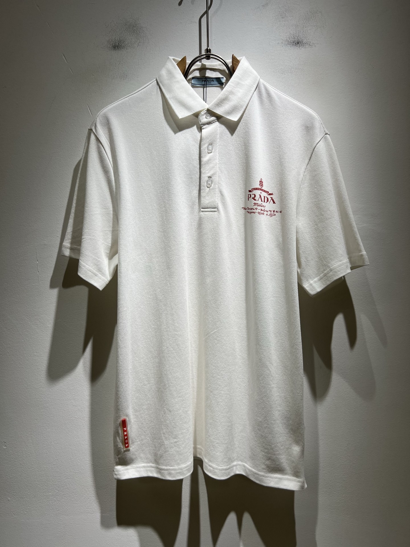  Prad*普*达 2025春夏季新款经典元素短袖Polo衫，经典大方的款式，可以穿十年都还是流行的那种