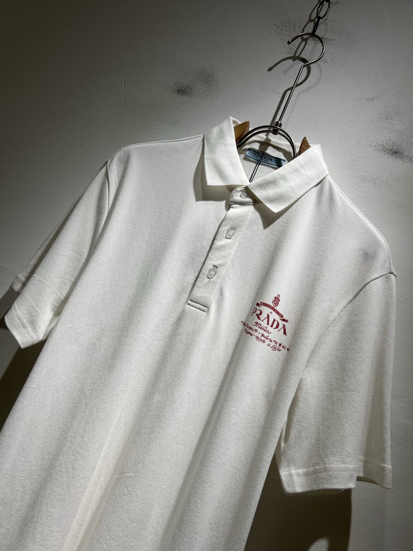  Prad*普*达 2025春夏季新款经典元素短袖Polo衫，经典大方的款式，可以穿十年都还是流行的那种