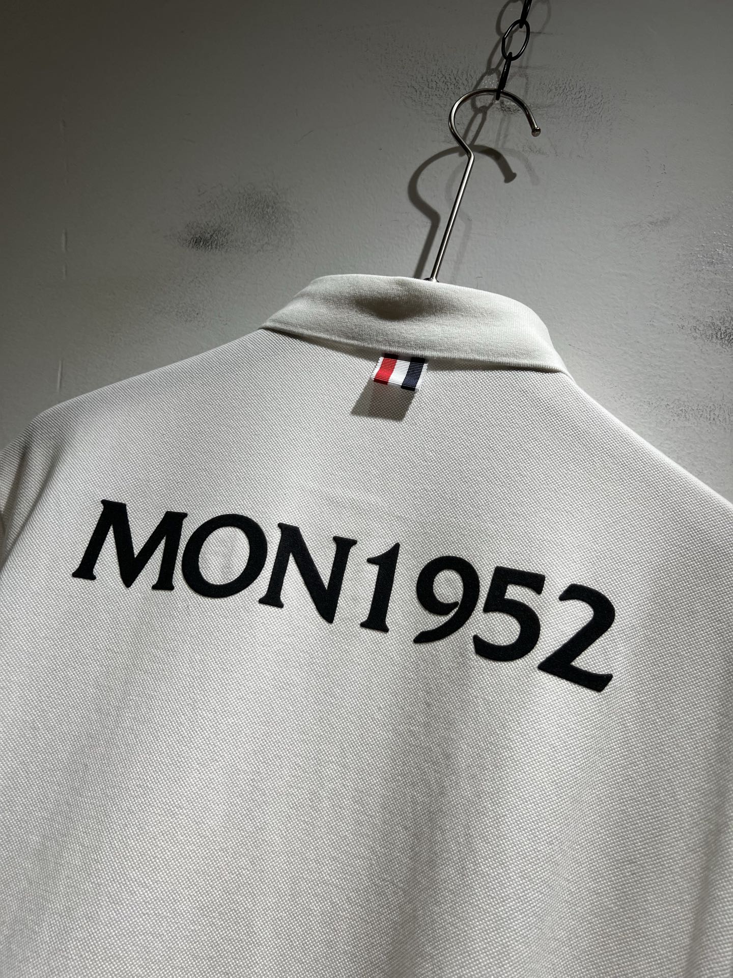  MON蒙**口2025春夏新款男士原单男士短袖POLO衫，贸易公司货，官网同步发售！此类型的基础单品是