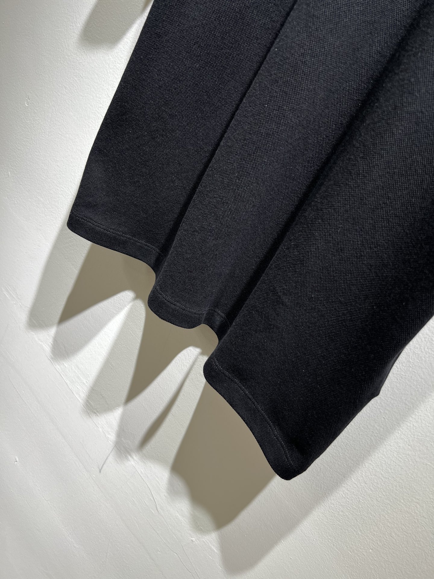  MON蒙**口2025春夏新款男士原单男士短袖POLO衫，贸易公司货，官网同步发售！此类型的基础单品是