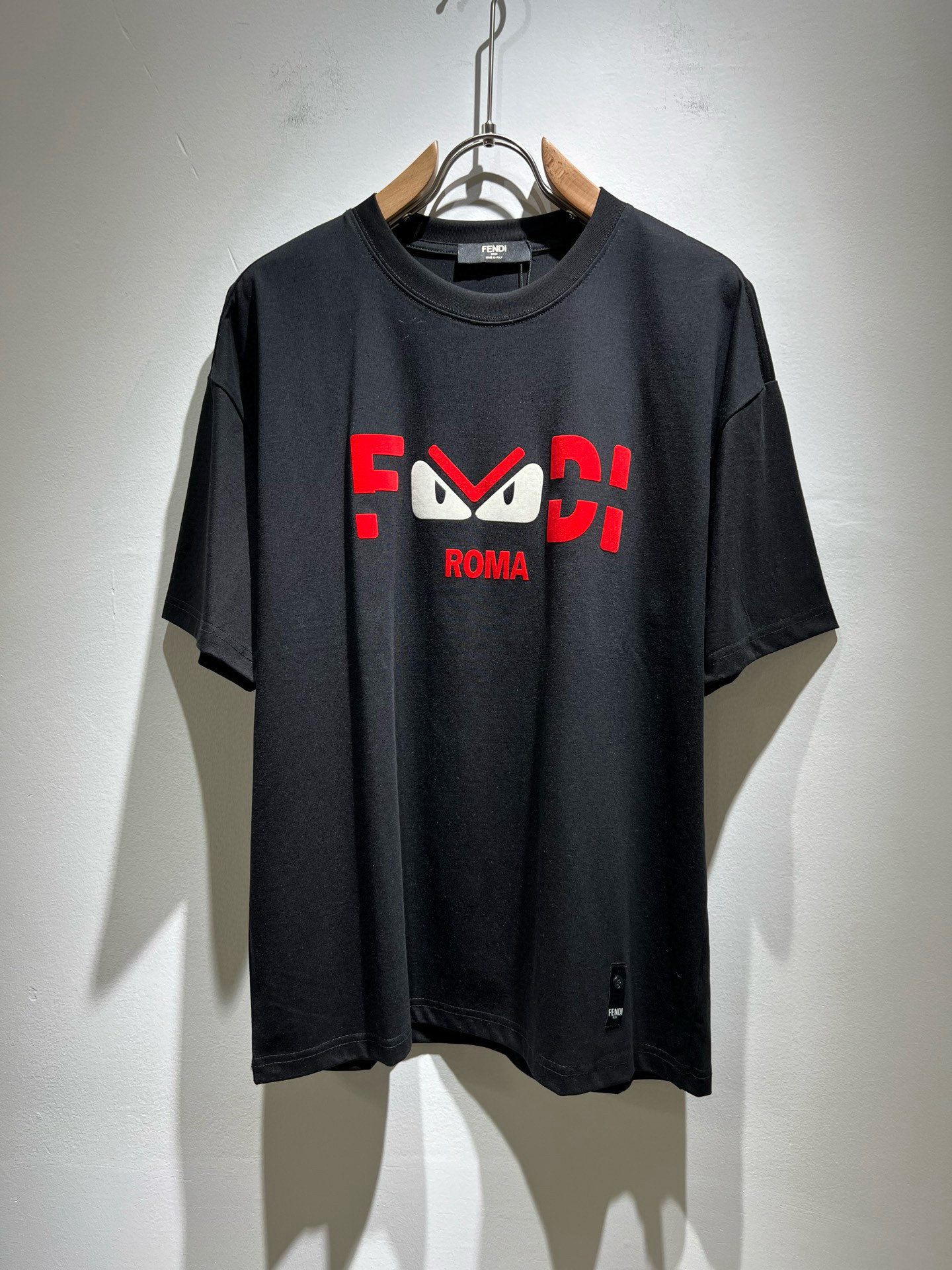  FEN*I 芬*迪2025春夏新款FD家族FF男女同款👫短袖T恤，男女同款👫百搭极简短袖。意大利原厂订