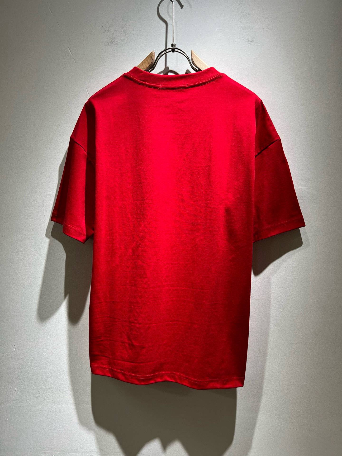  FEN*I 芬*迪2025春夏新款FD家族FF男女同款👫短袖T恤，男女同款👫百搭极简短袖。意大利原厂订